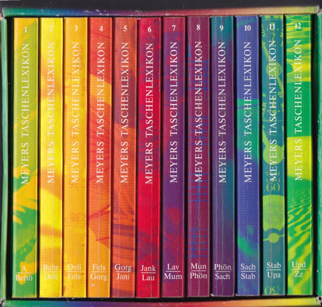 Meyers Taschenlexikon General education