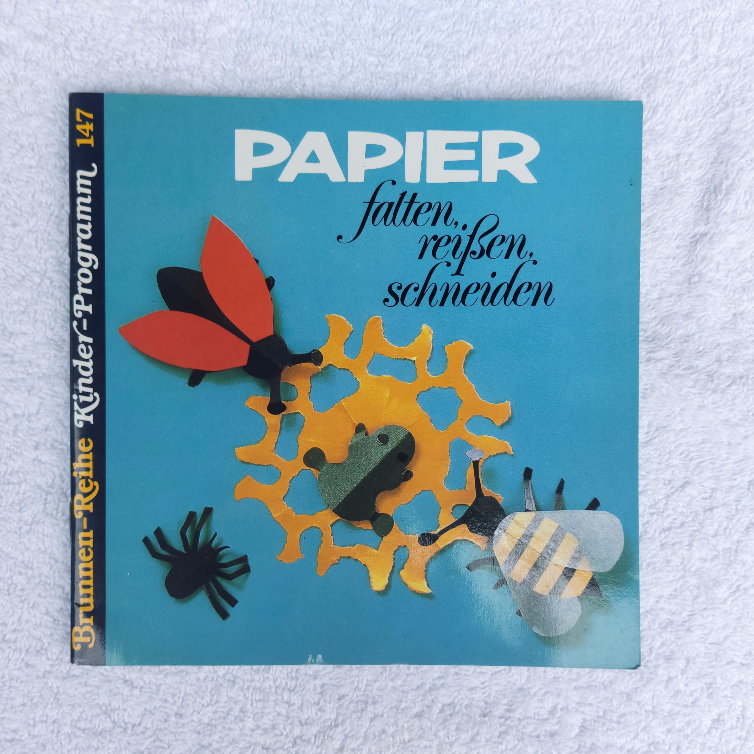 Papier falten, reißen, schneiden. Hobbies & Crafts