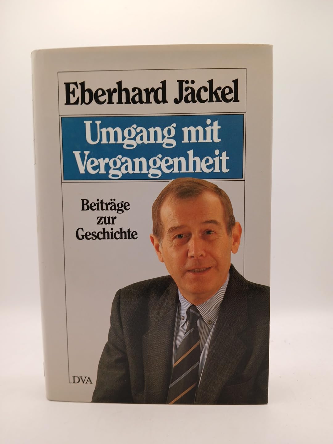 Umgang mit Vergangenheit: Beiträge zur Geschichte Politics & History