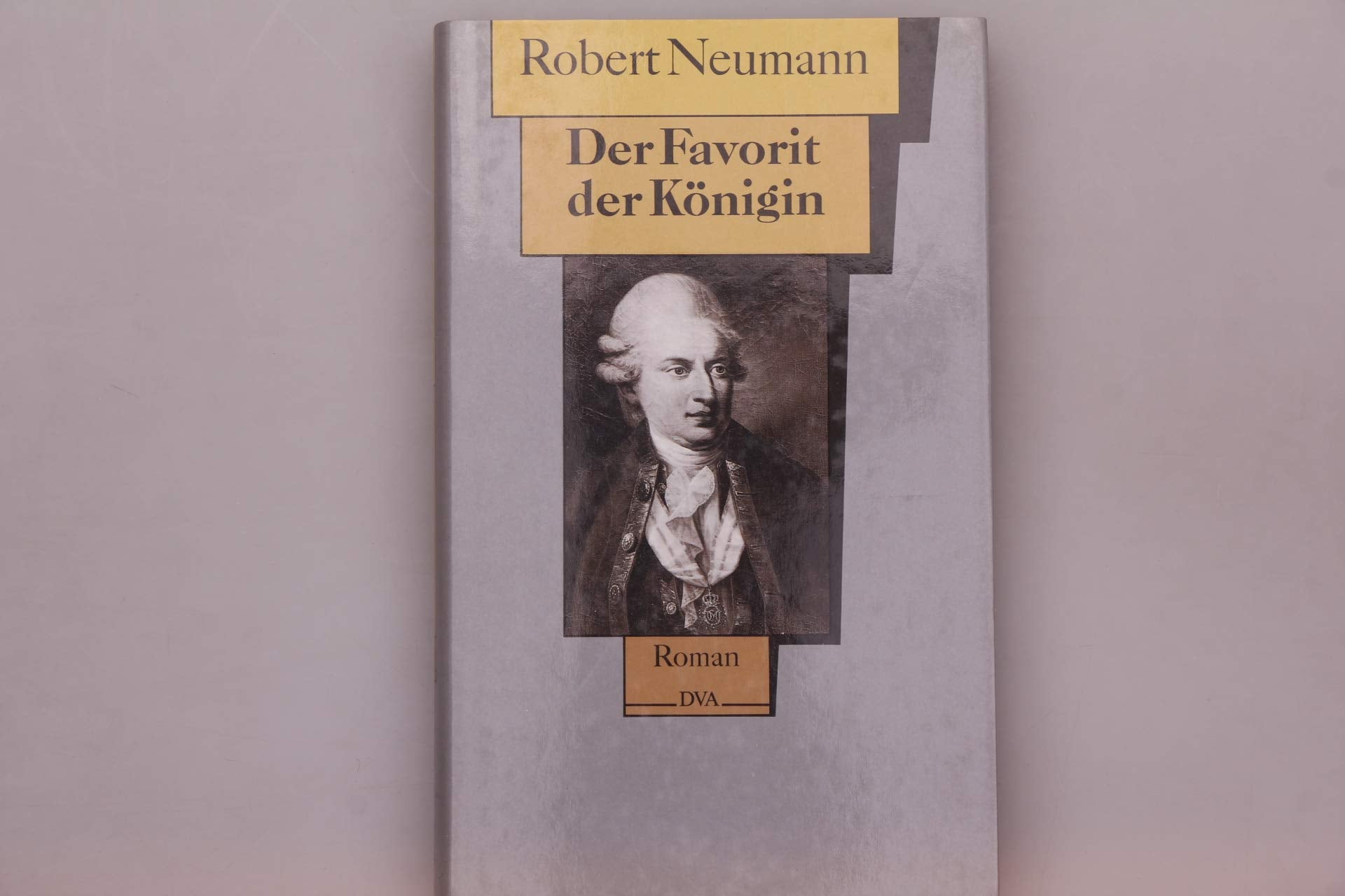 Der Favorit der Königin. Roman Books