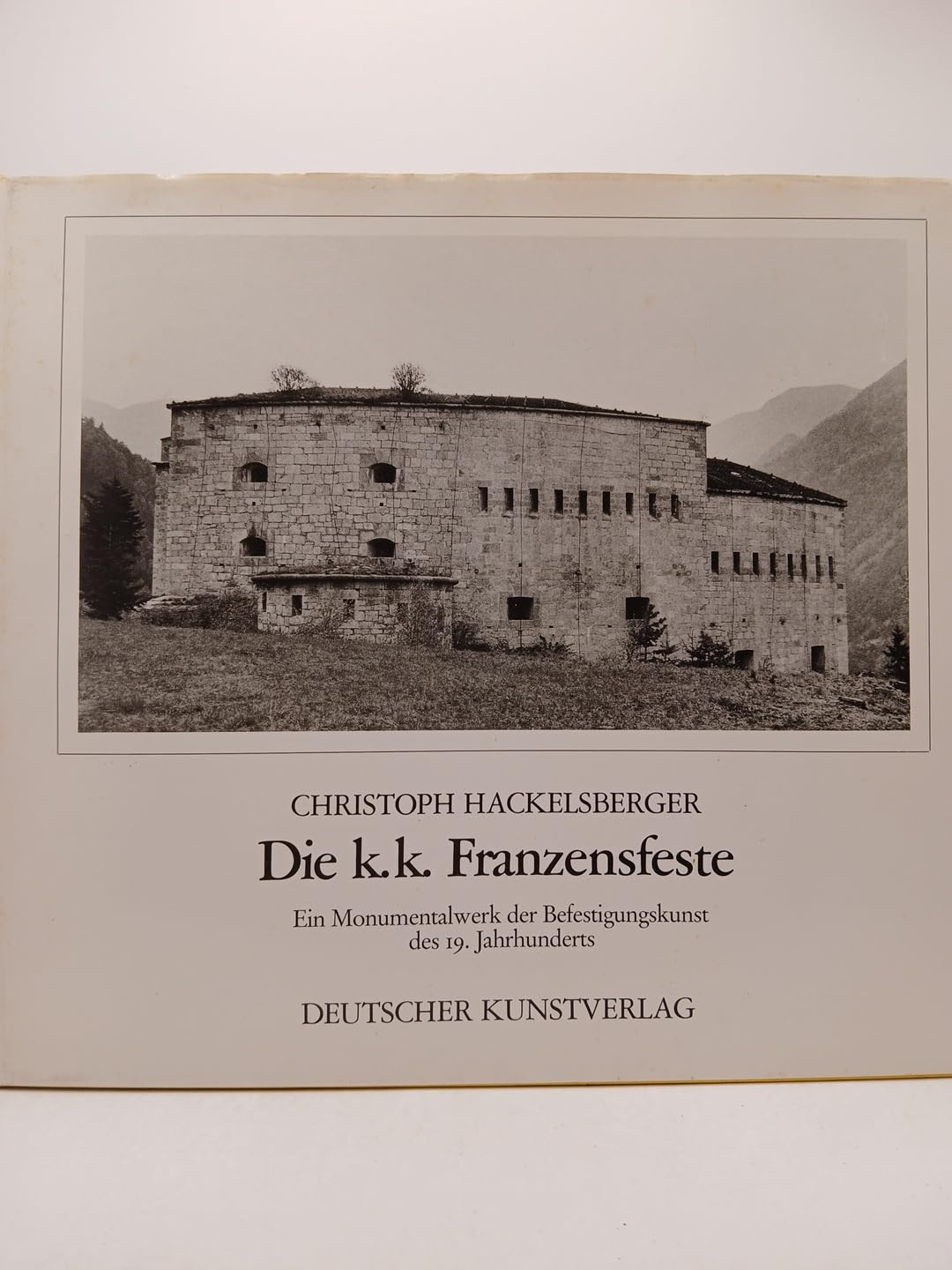 Die Franzensfeste: Ein Monumentalwerk der Befestigungskunst des 19. Jahrhunderts Architecture