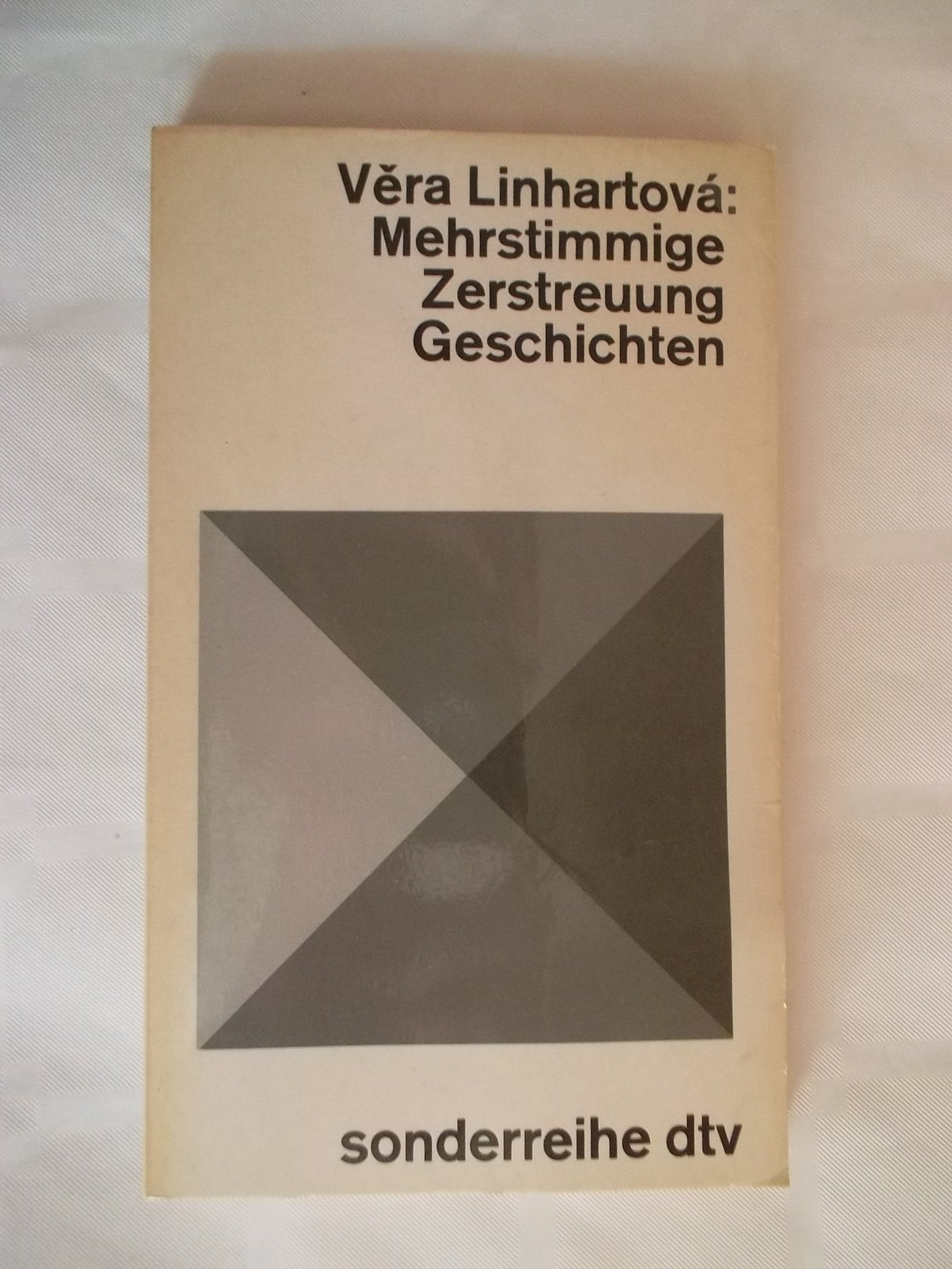 Mehrstimmige Zerstreuung. Books