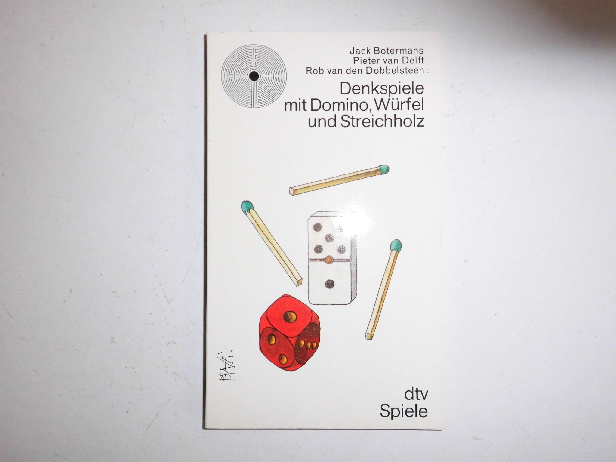 Denkspiele mit Domino, Würfel und Streichholz. Leisure & Fun