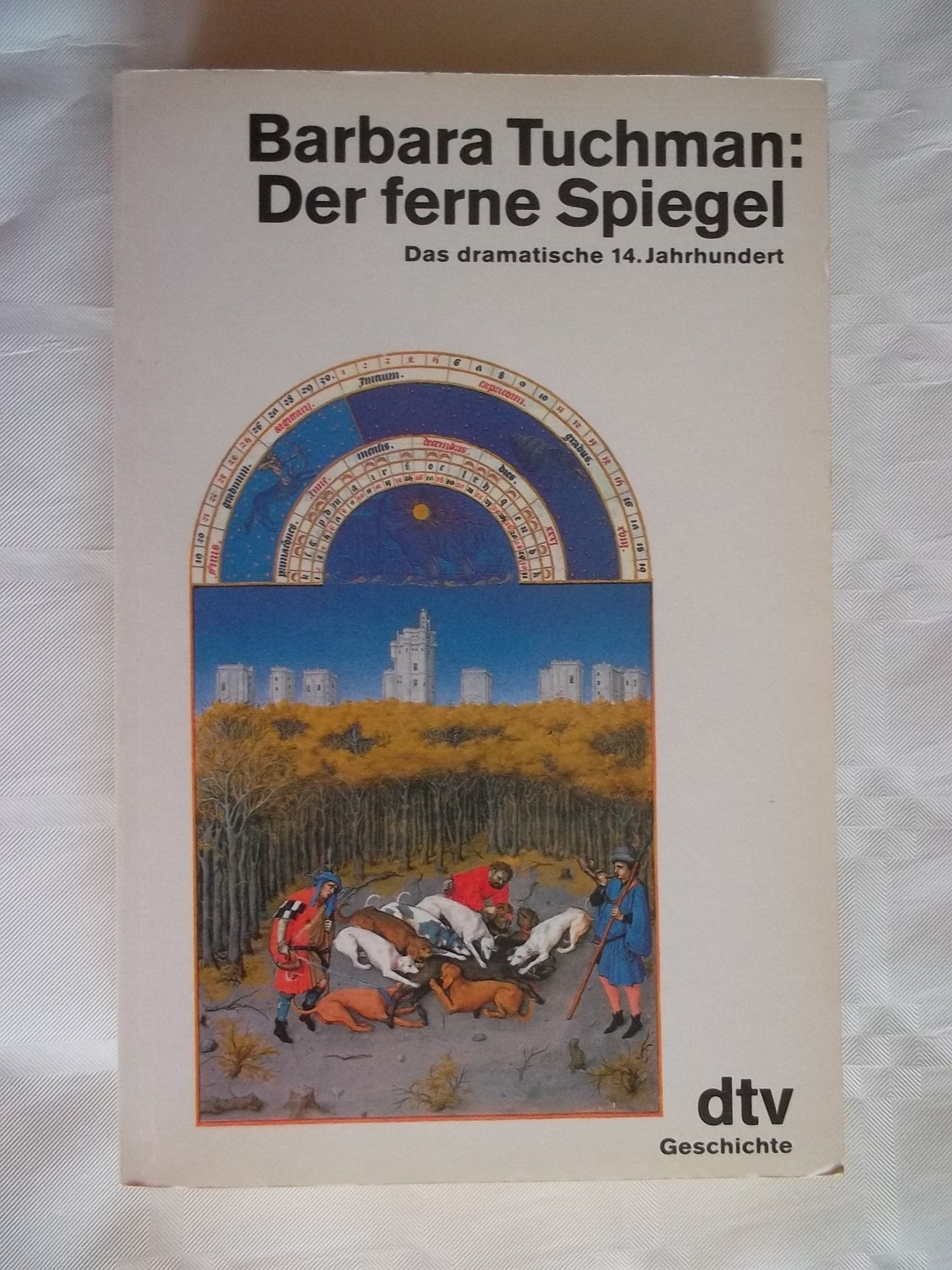 Der ferne Spiegel: Das dramatische 14. Jahrhundert Foreign Languages ​​& Dictionaries