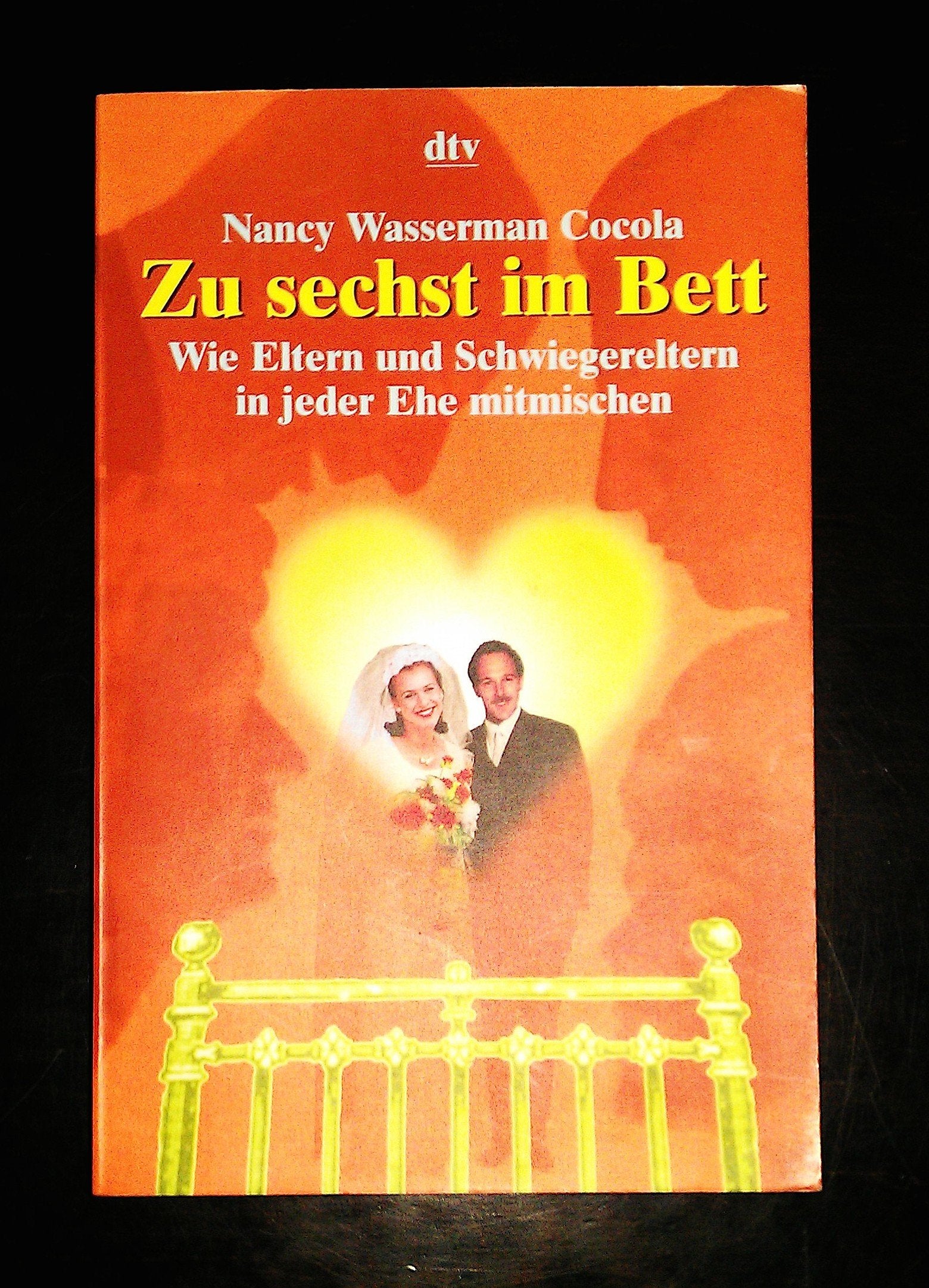 Zu sechst im Bett: Wie Eltern und Schwiegereltern in jeder Ehe mitmischen Social Sciences