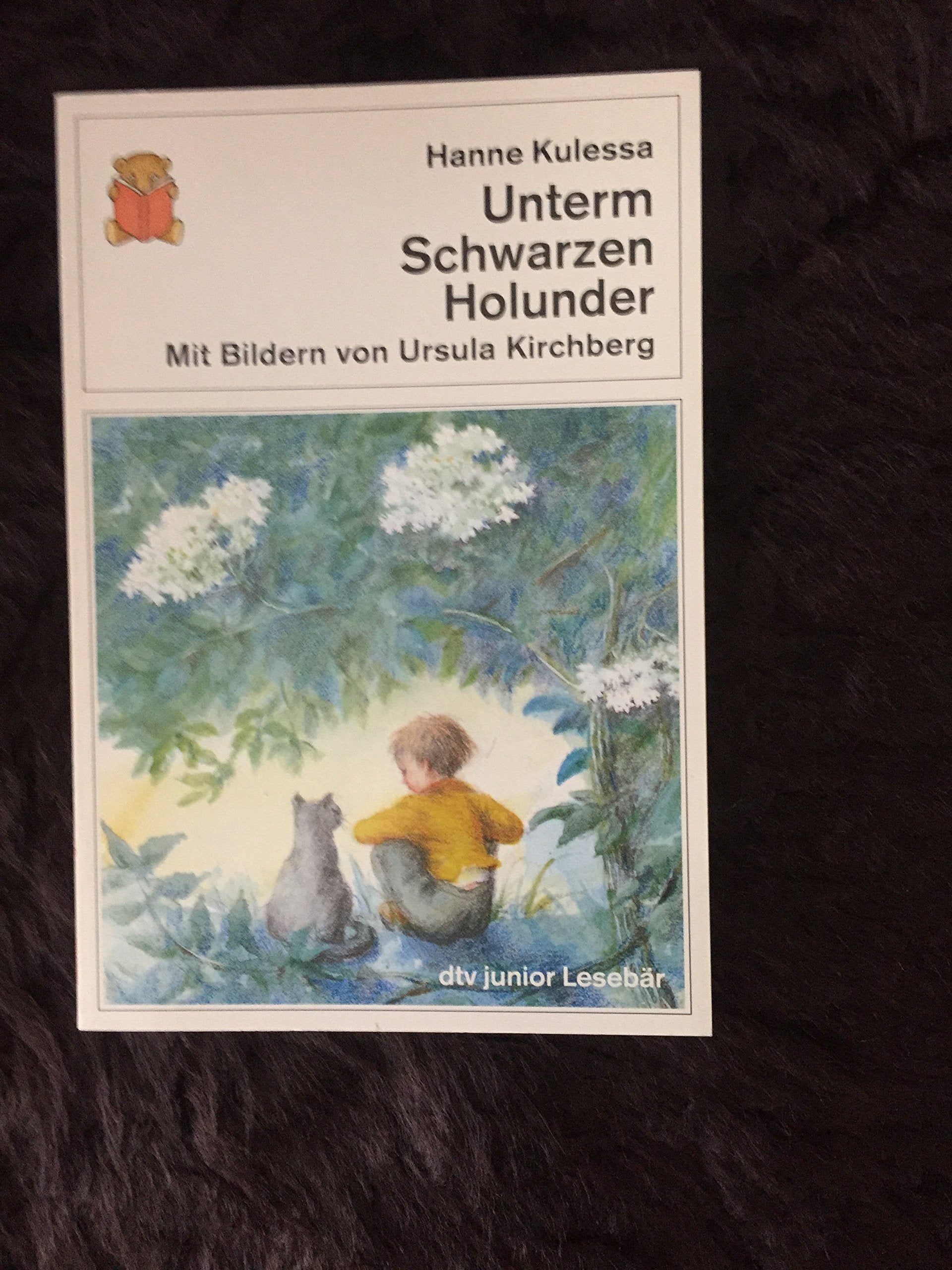Product Image: Unterm Schwarzen Holunder (dtv junior)