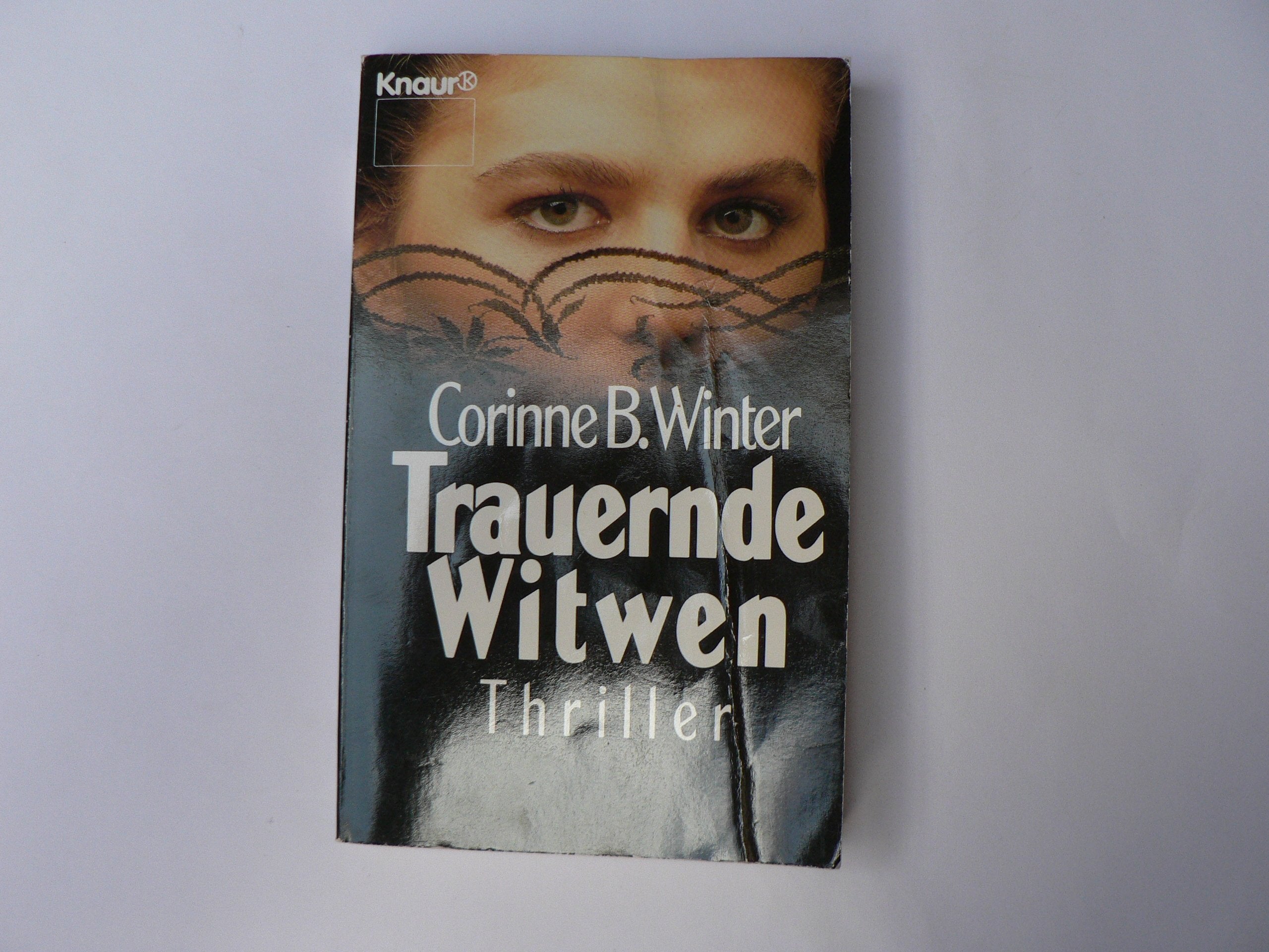 Trauernde Witwen (Knaur Taschenbücher. Romane, Erzählungen) Books