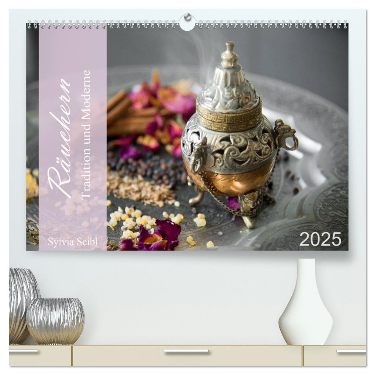 Räuchern Tradition und Moderne (hochwertiger Premium Wandkalender 2025 DIN A2 quer), Kunstdruck in Hochglanz: Überall auf der Erde wird traditionell wie auch modern geräuchert. (CALVENDO Glaube) Film, Art & Culture
