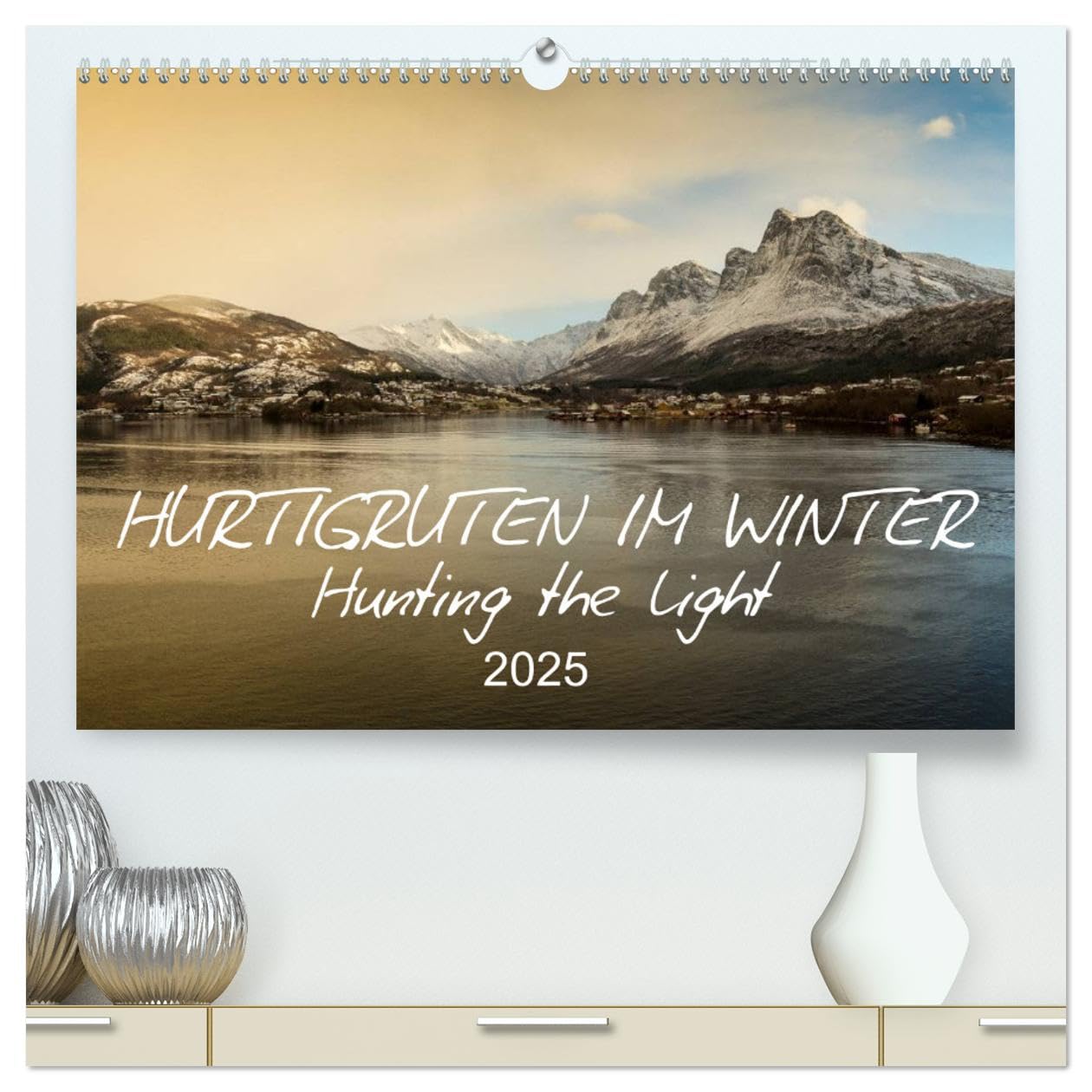 Hurtigruten im Winter - Hunting the light (hochwertiger Premium Wandkalender 2025 DIN A2 quer), Kunstdruck in Hochglanz: Norwegens Landschaft vom Hurtigrutenschiff aus gesehen (CALVENDO Natur) Leisure, Home & Garden