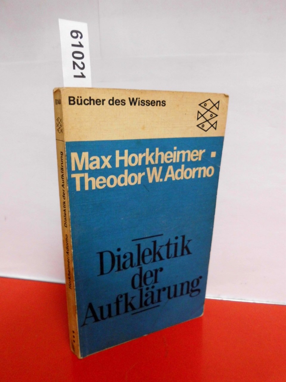 Dialektik der Aufklärung : Philosische Fragmente. Politics & History