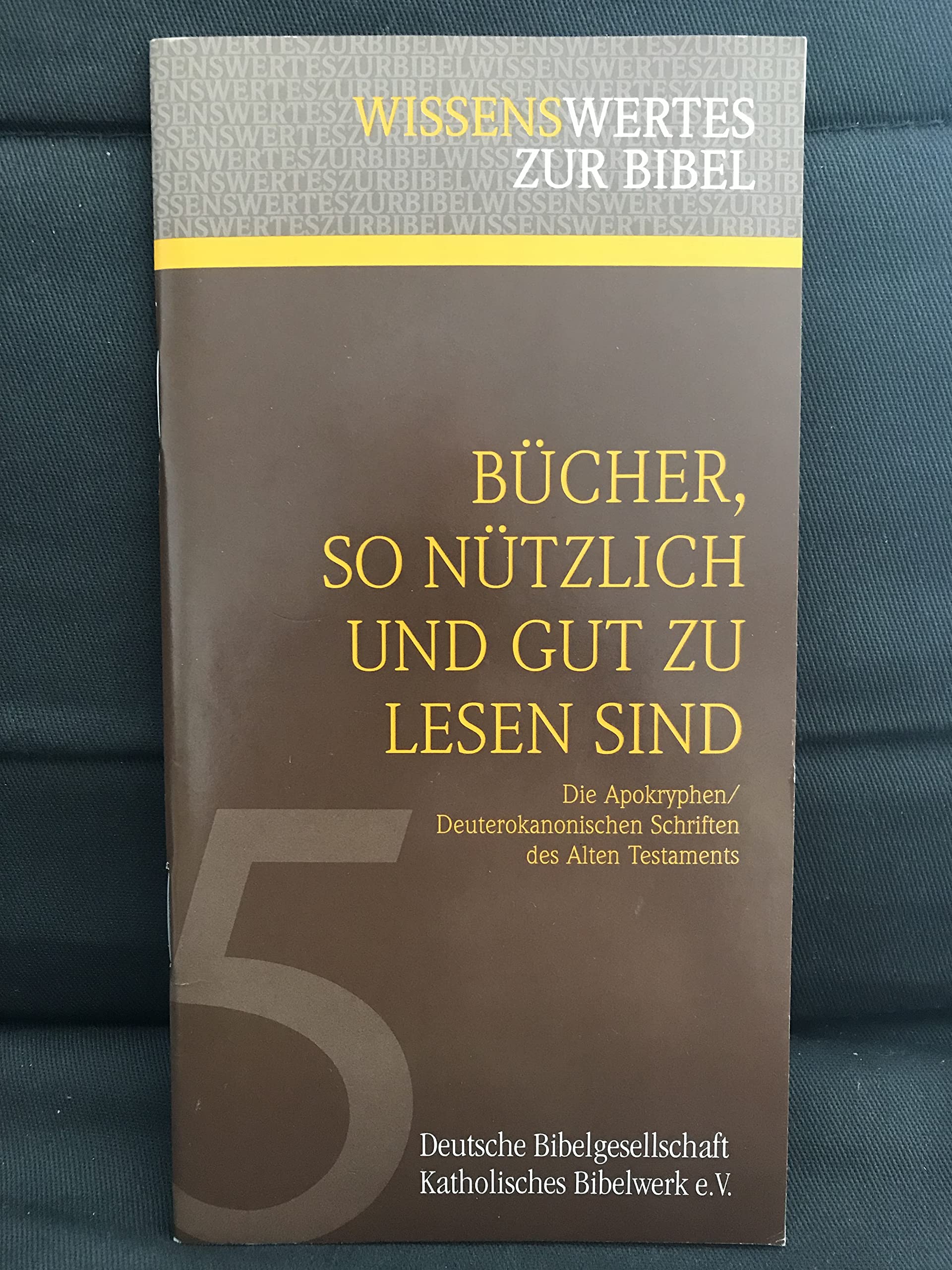 Wissenswertes zur 'Bibel Second hand books on Religion & Esotericism