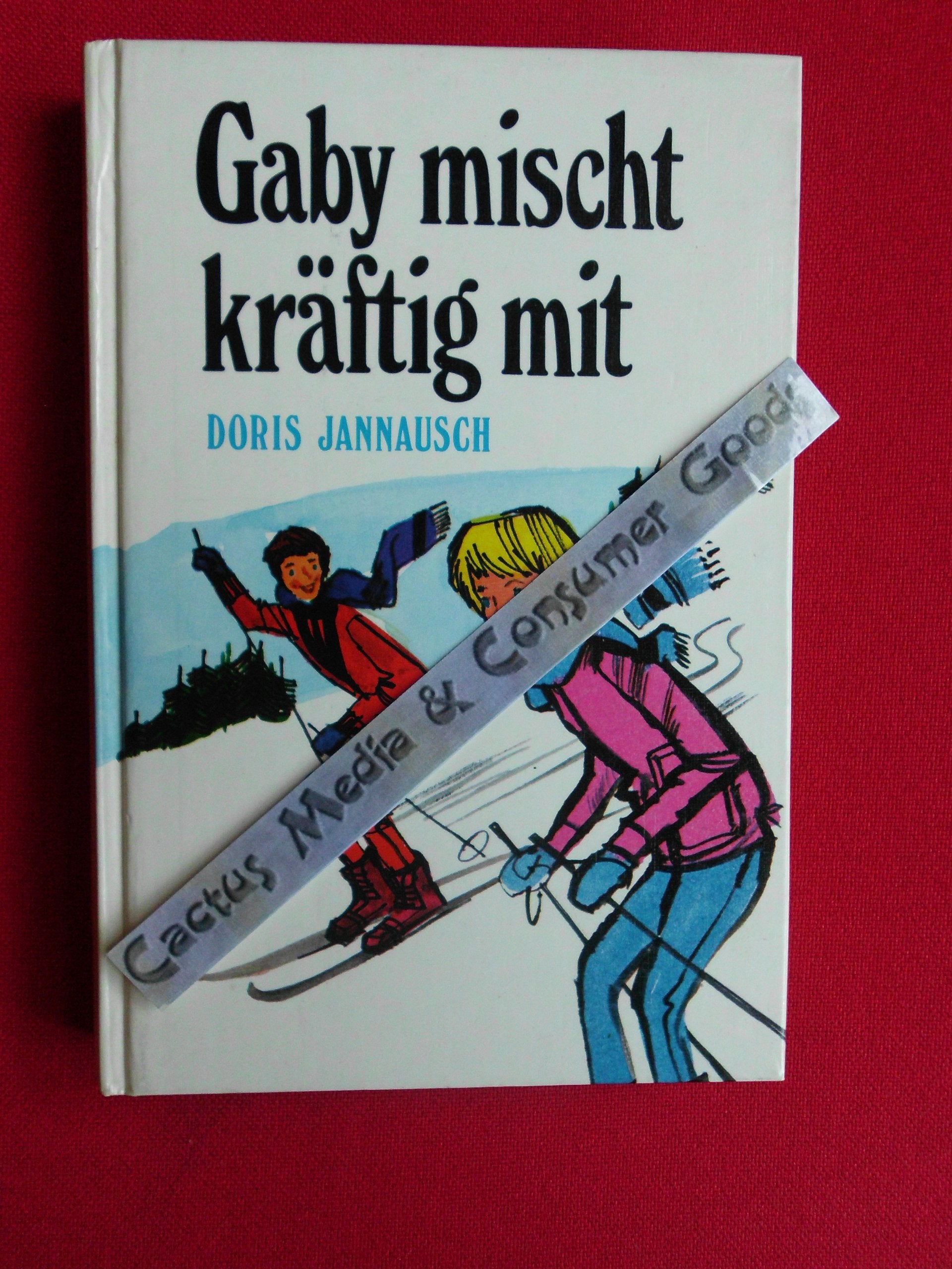 Gaby mischt kräftig mit. Gaby spielt den Schutzengel. Keine Verschwörung ohne Gaby Books