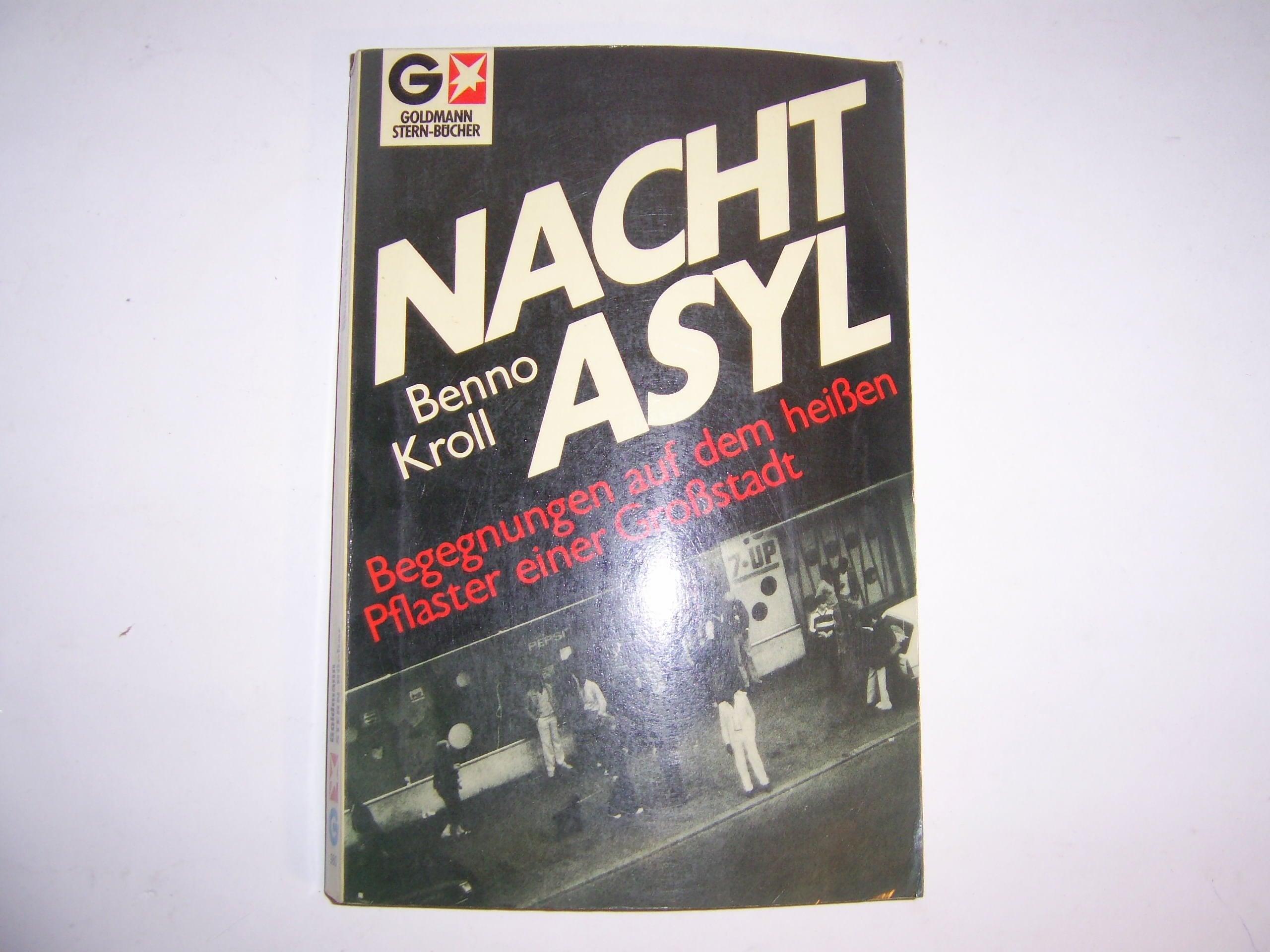 Nachtasyl. Begegnungen auf dem heißen Pflaster einer Großstadt. Law