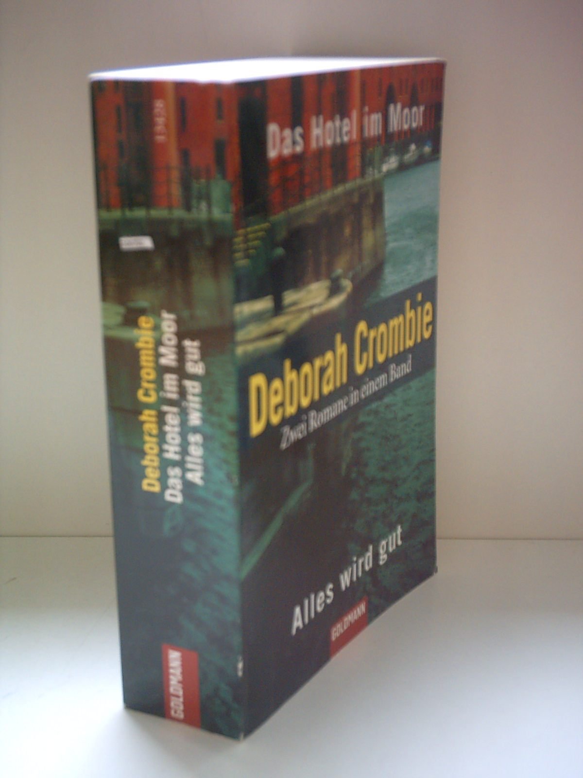 Hotel im Moor / Alles wird gut: Zwei Romane in einem Band: 2 Romane in 1 Bd. Crime & Thrillers