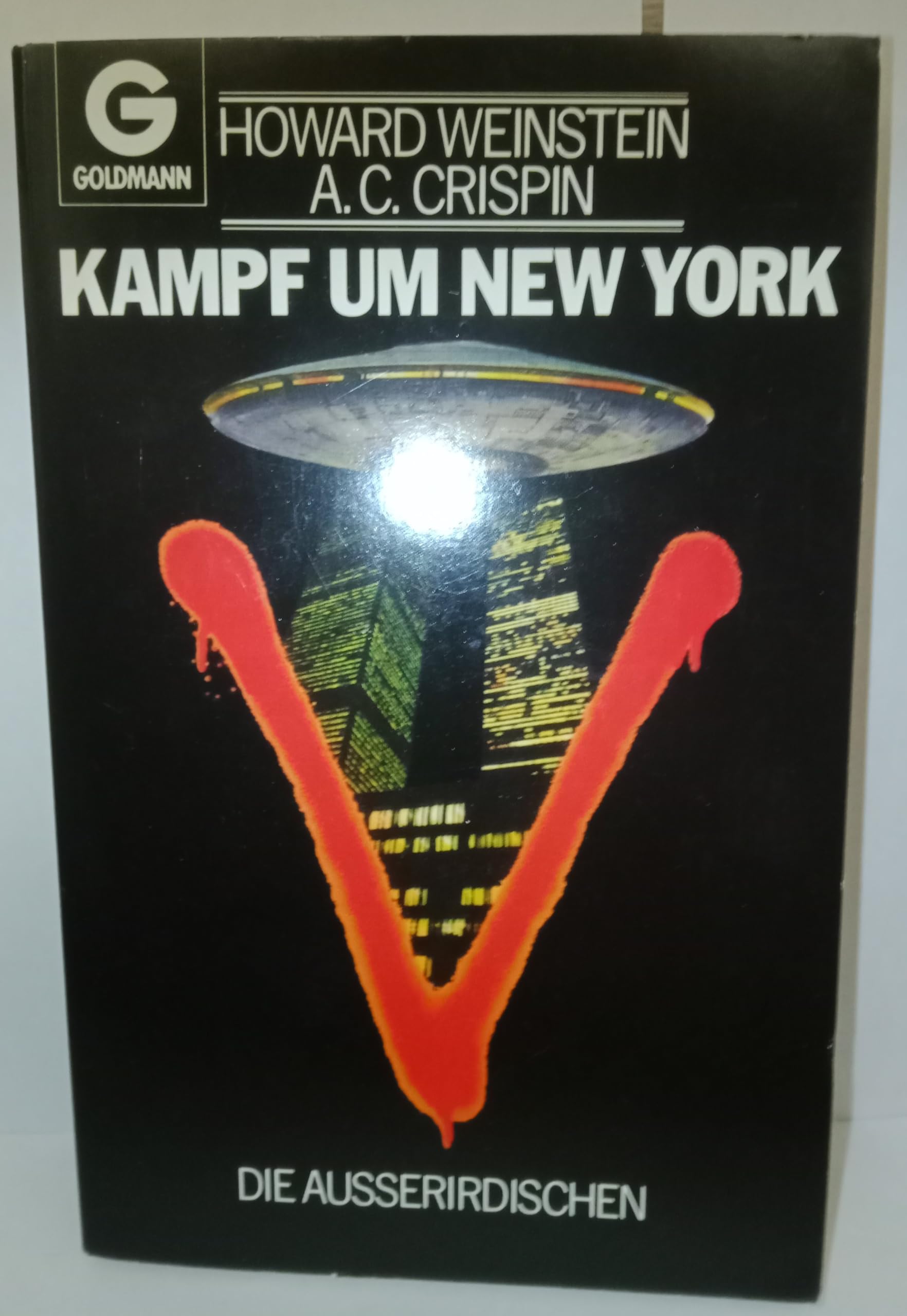 Kampf um New York. V. Die Außerirdischen. ( Science Fiction). Books
