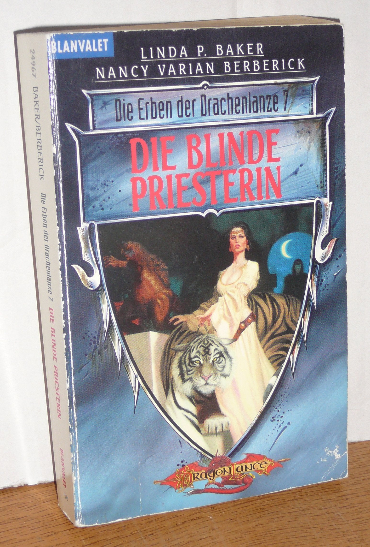 Die Erben der Drachenlanze 7 - Die blinde Priesterin Contemporary literature
