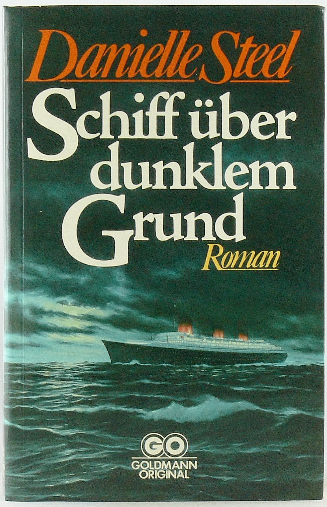 Schiff über dunklen Grund: Roman Contemporary Romance