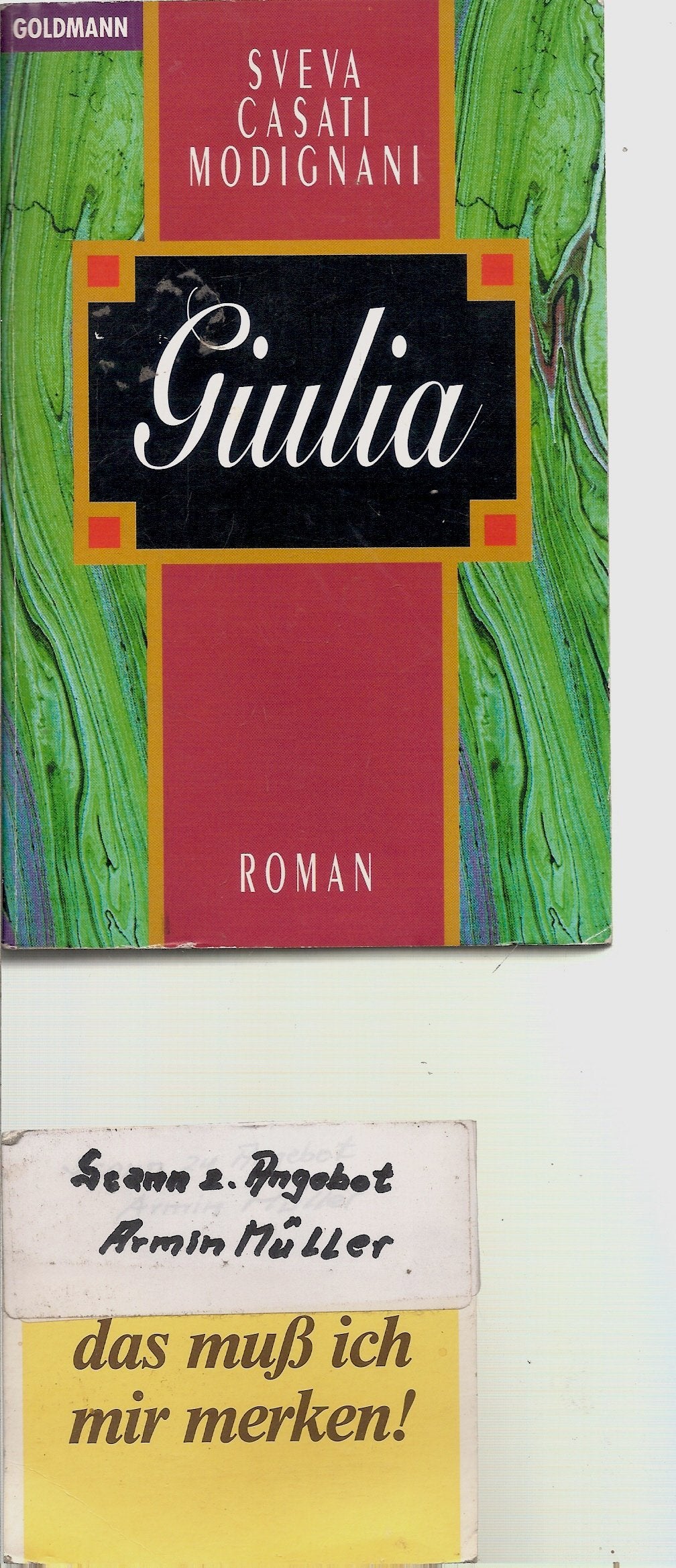 Giulia Books