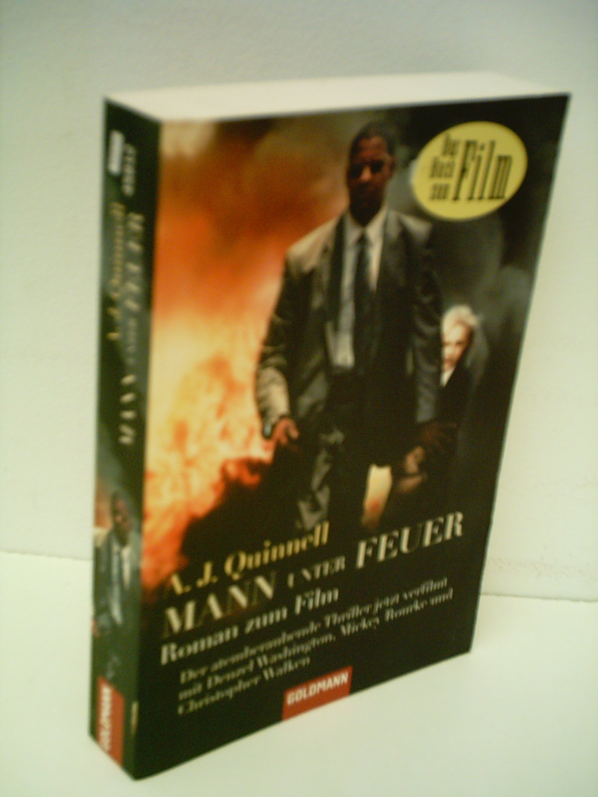 Mann unter Feuer. Roman Books