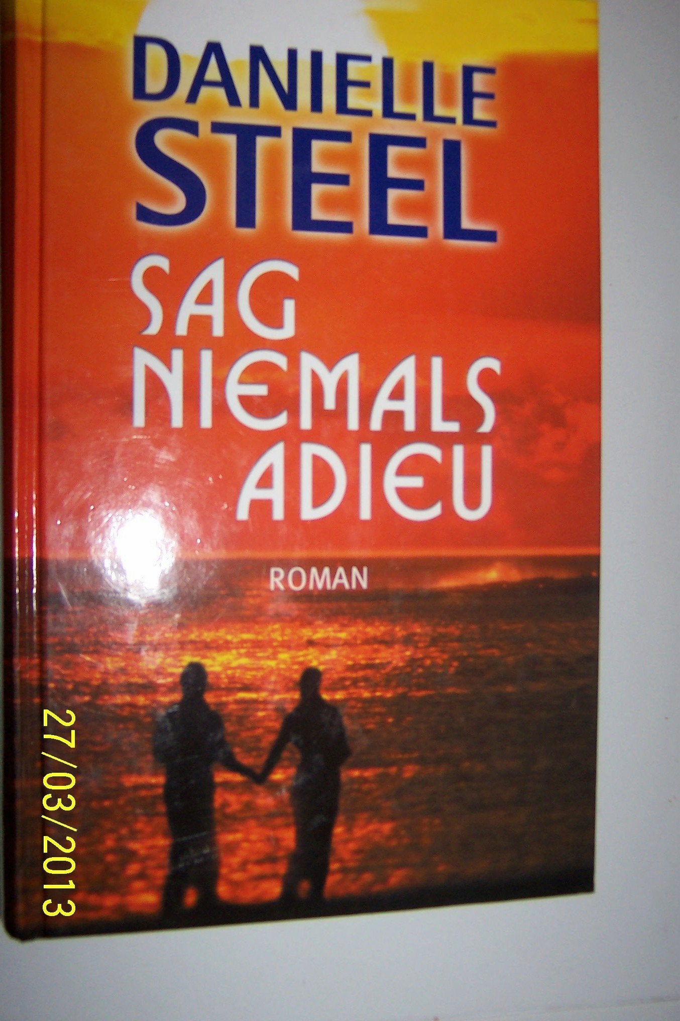 Sag niemals Adieu Contemporary literature Books