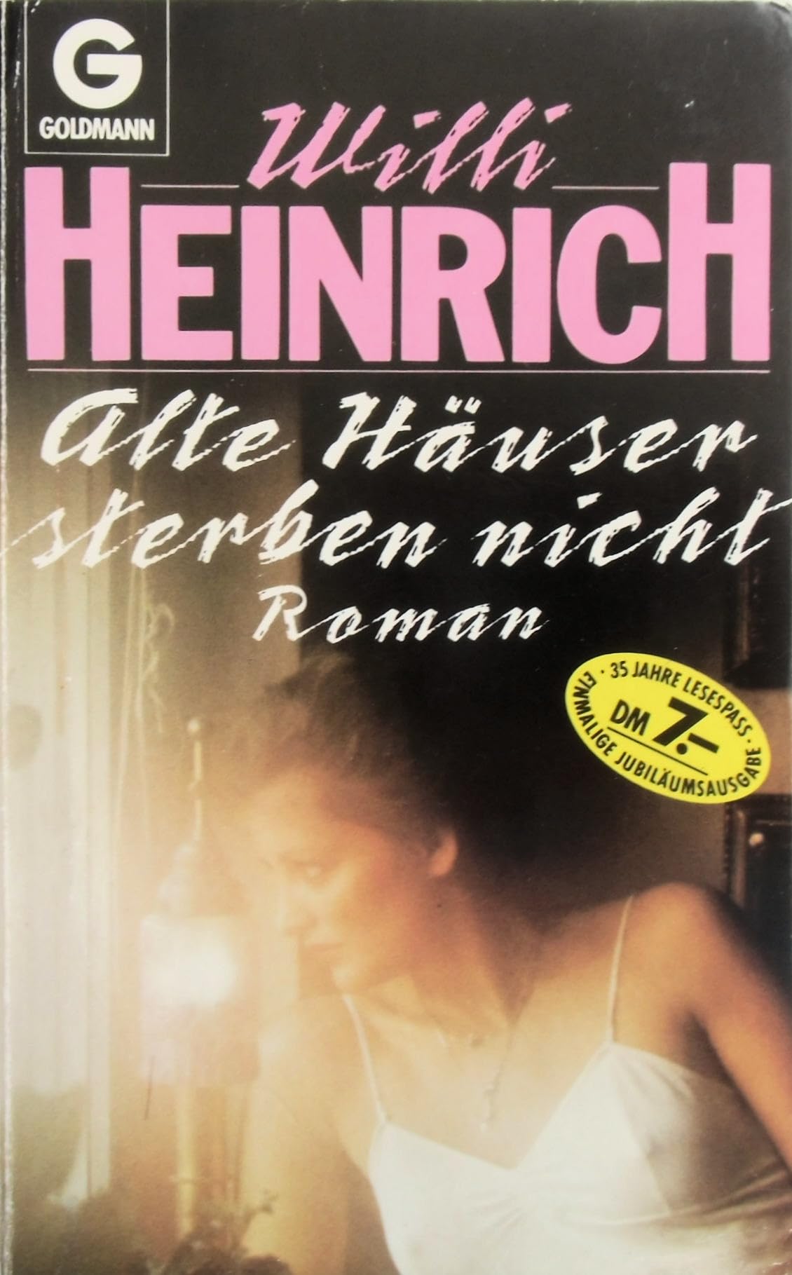 Product Image: Alte Häuser sterben nicht. Roman.