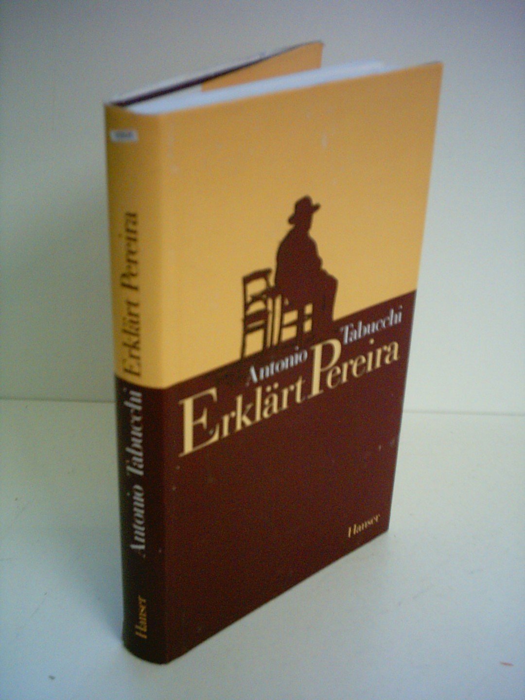 Erklärt Pereira: Eine Zeugenaussage Contemporary literature