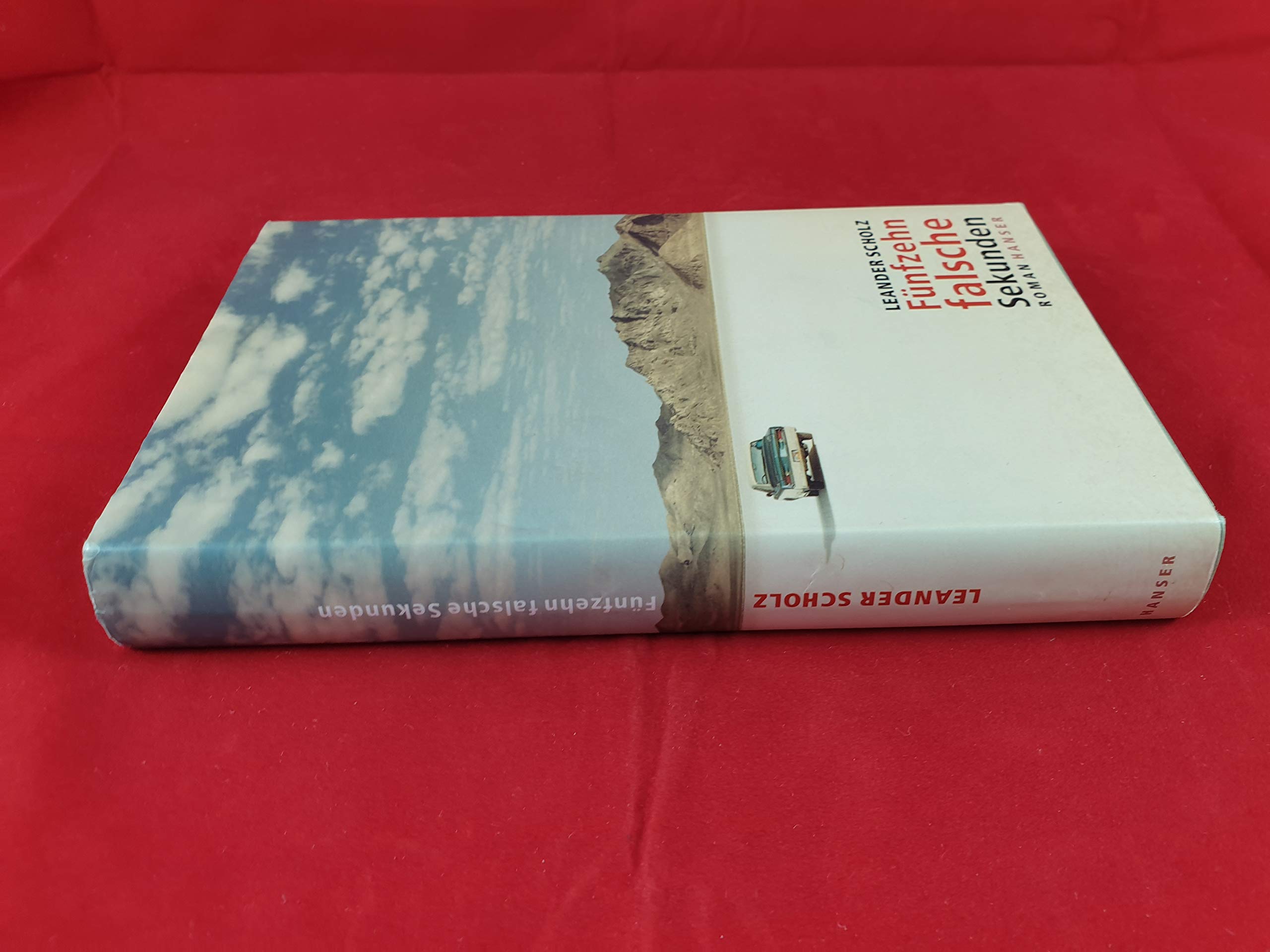 Fünfzehn falsche Sekunden: Roman Contemporary literature