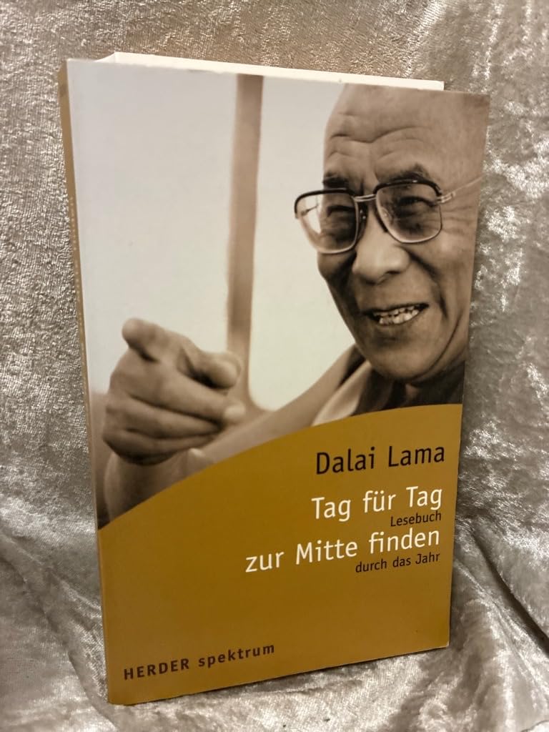 Tag für Tag zur Mitte finden: Lesebuch durch das Jahr Religion & Esotericism