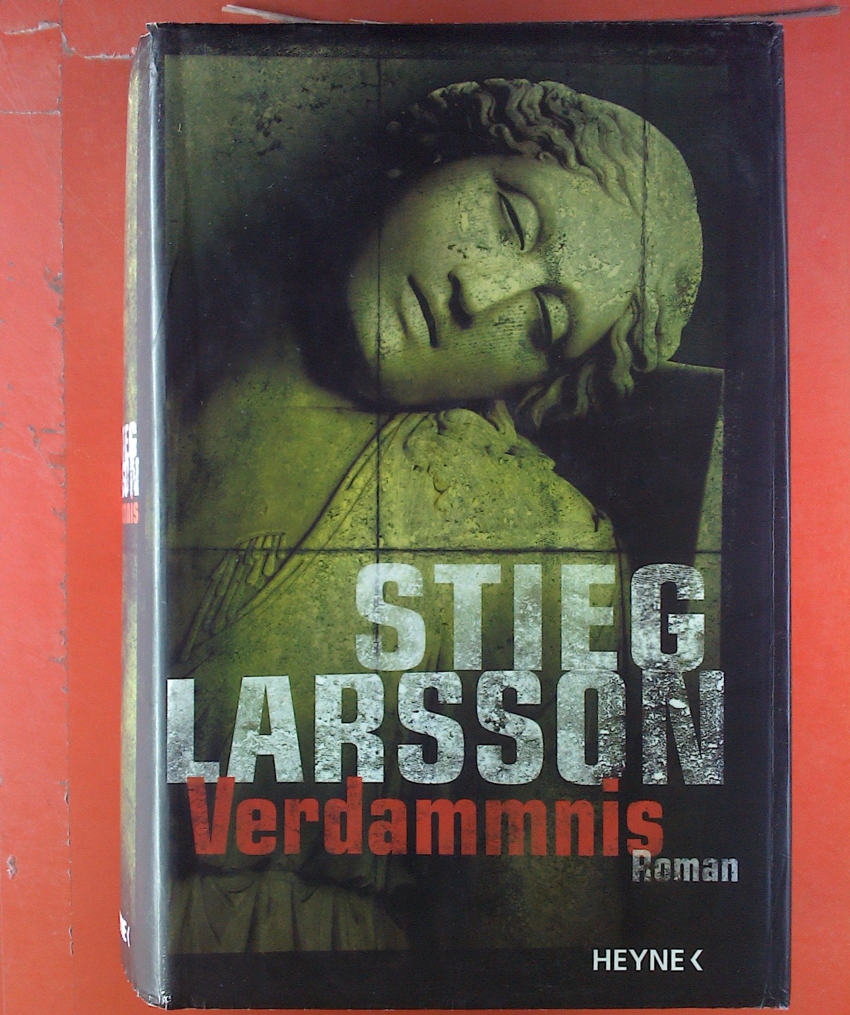Verdammnis Contemporary literature Books
