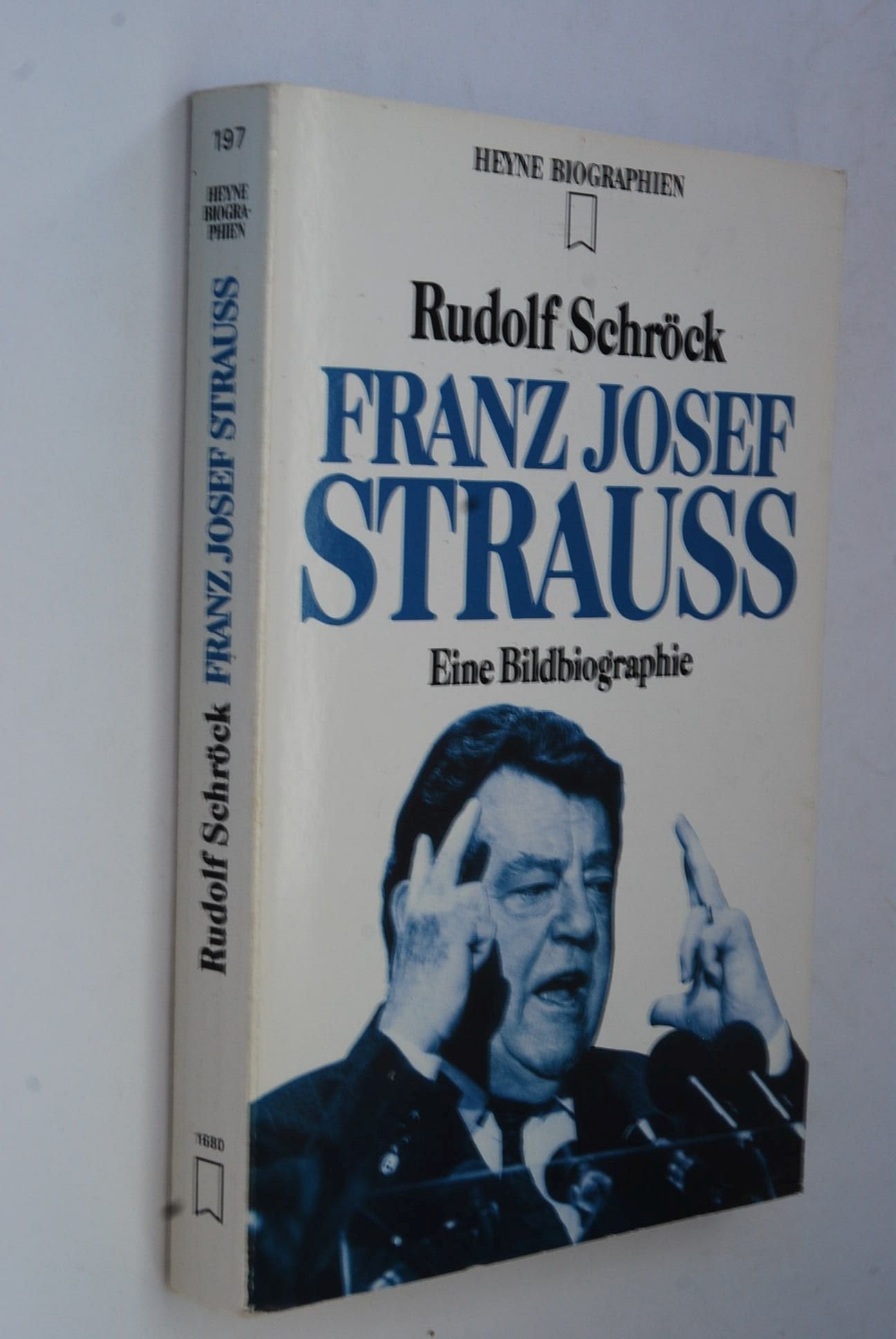 Franz Josef Strauß. Eine Bildbiographie. Books