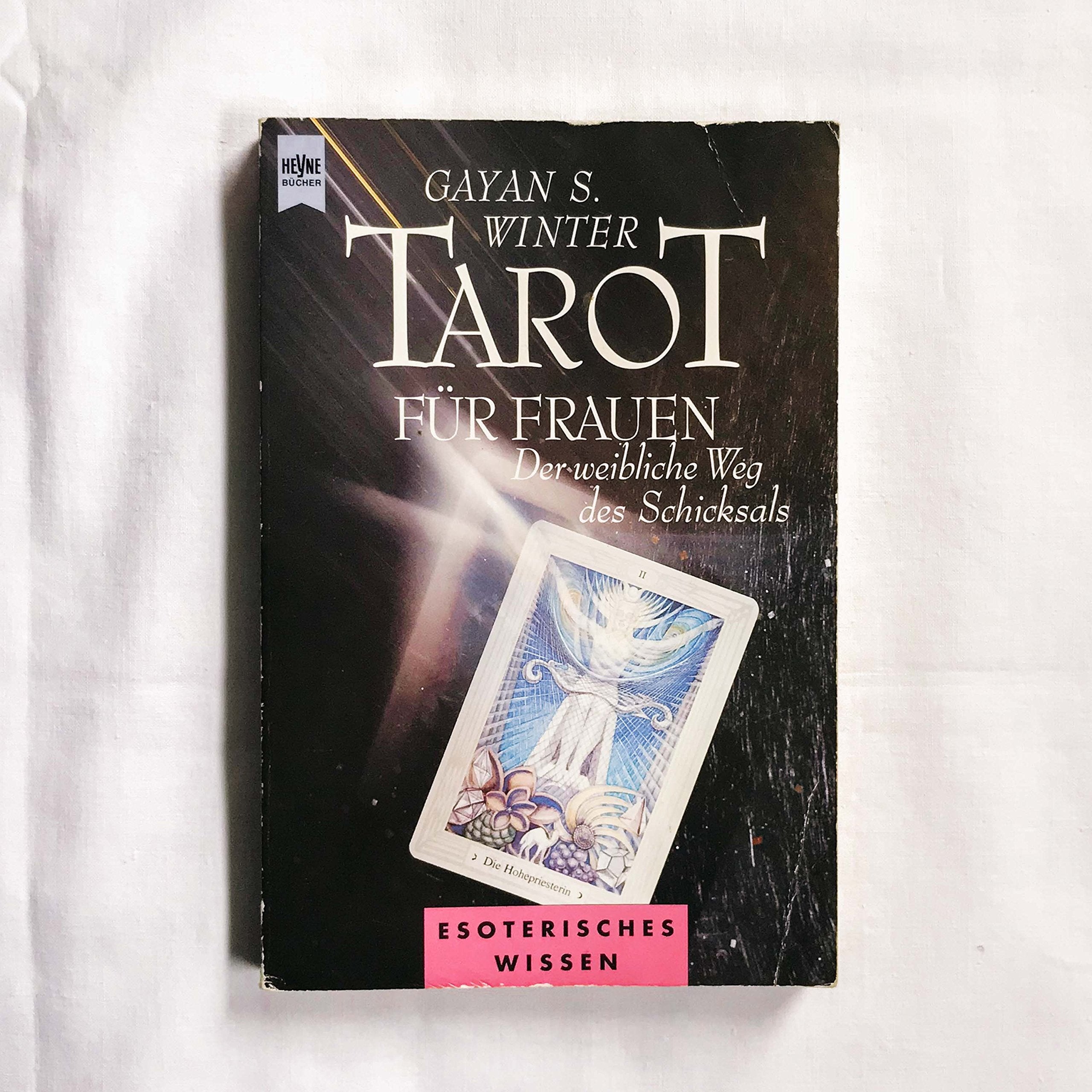 Tarot für Frauen. Der weibliche Weg des Schicksals. Social Sciences