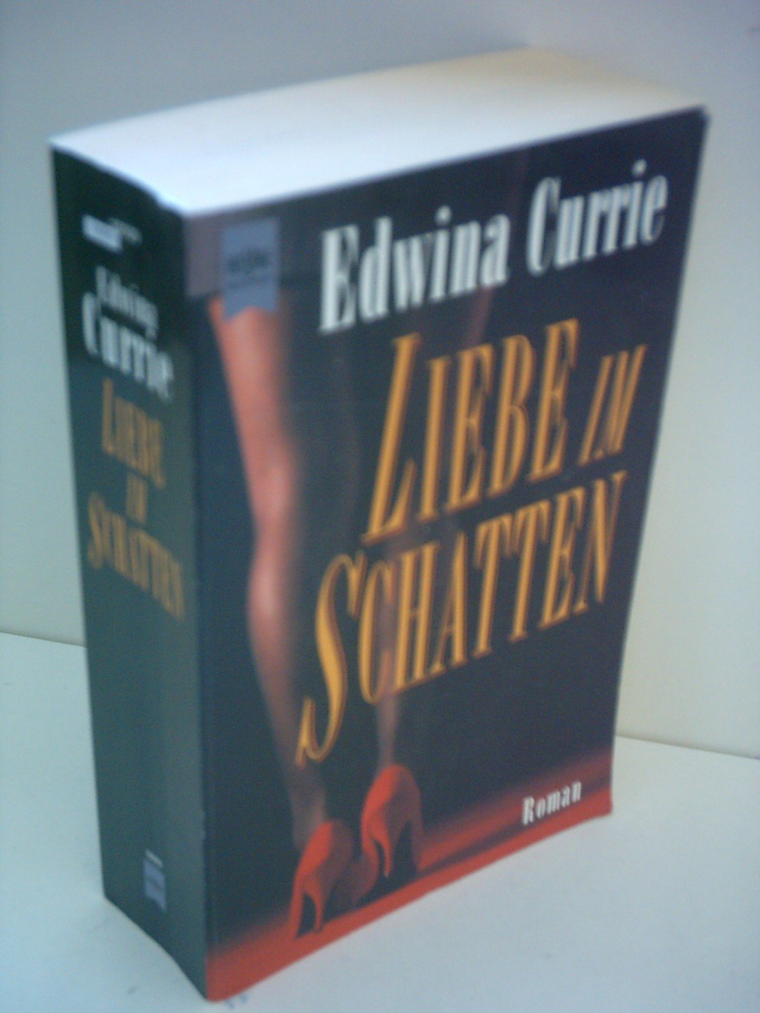 Liebe im Schatten: Roman Books