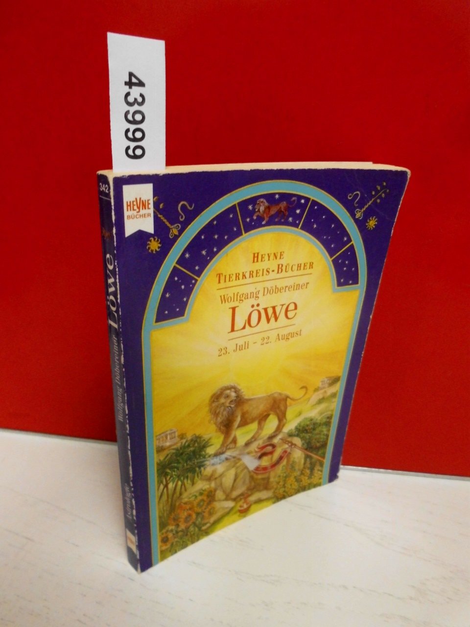 Löwe Books