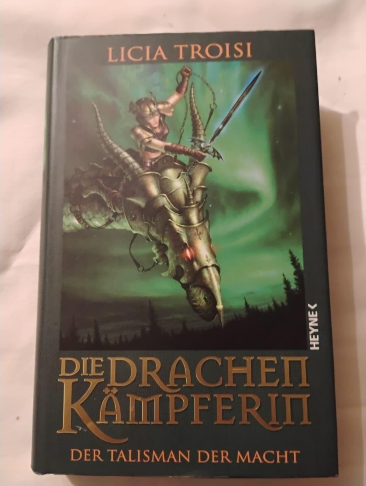 Die Drachenkämpferin - Der Talisman der Macht Historical Fiction