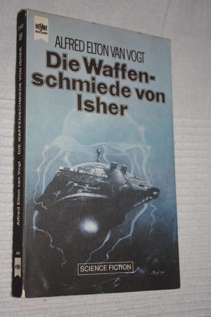 Die Waffenschmiede von Isher. Books