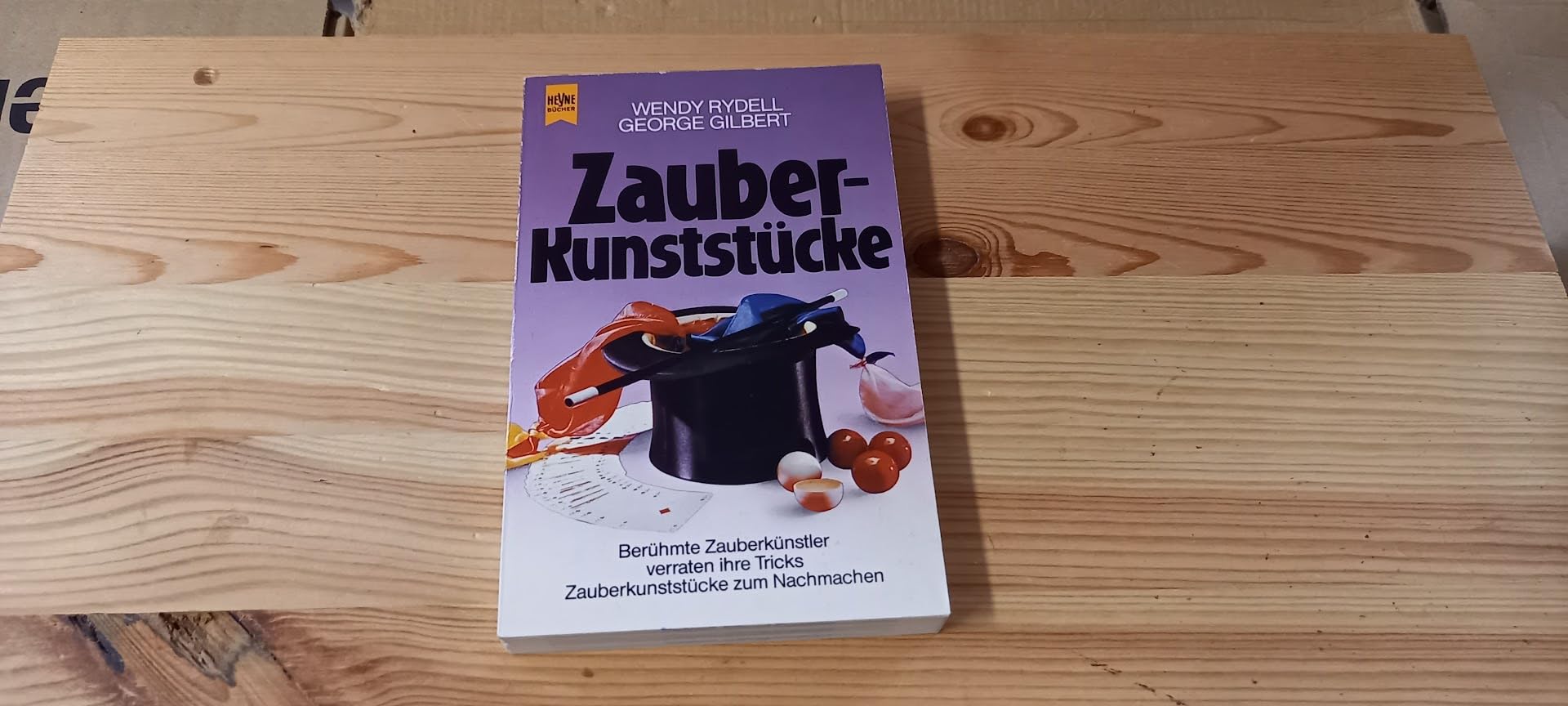Zauber - Kunststücke. Berühmte Zauberkünstler verraten ihre Tricks. Books