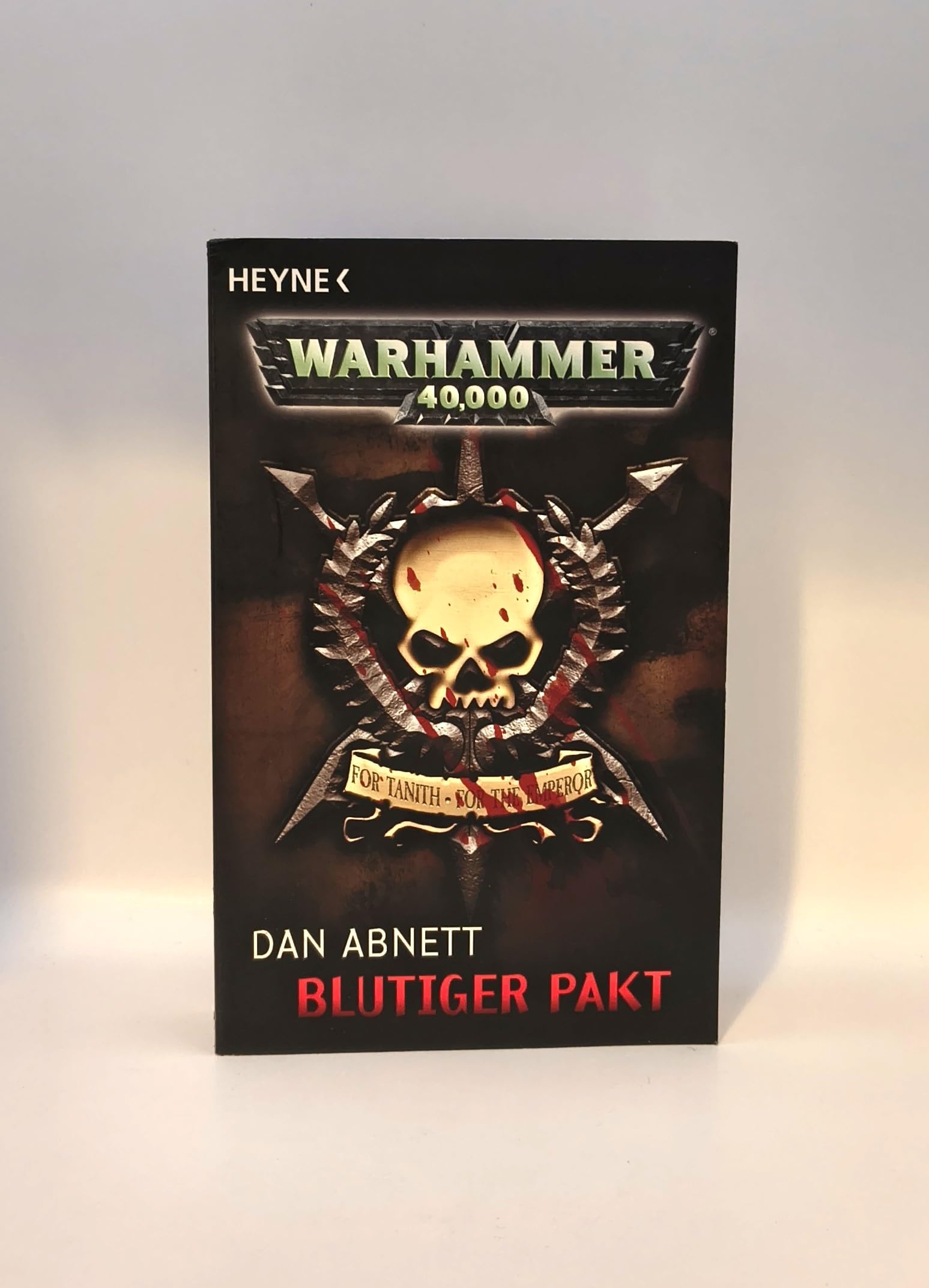 Blutiger Pakt: Warhammer-40,000-Roman Fantasy & Sci-Fi