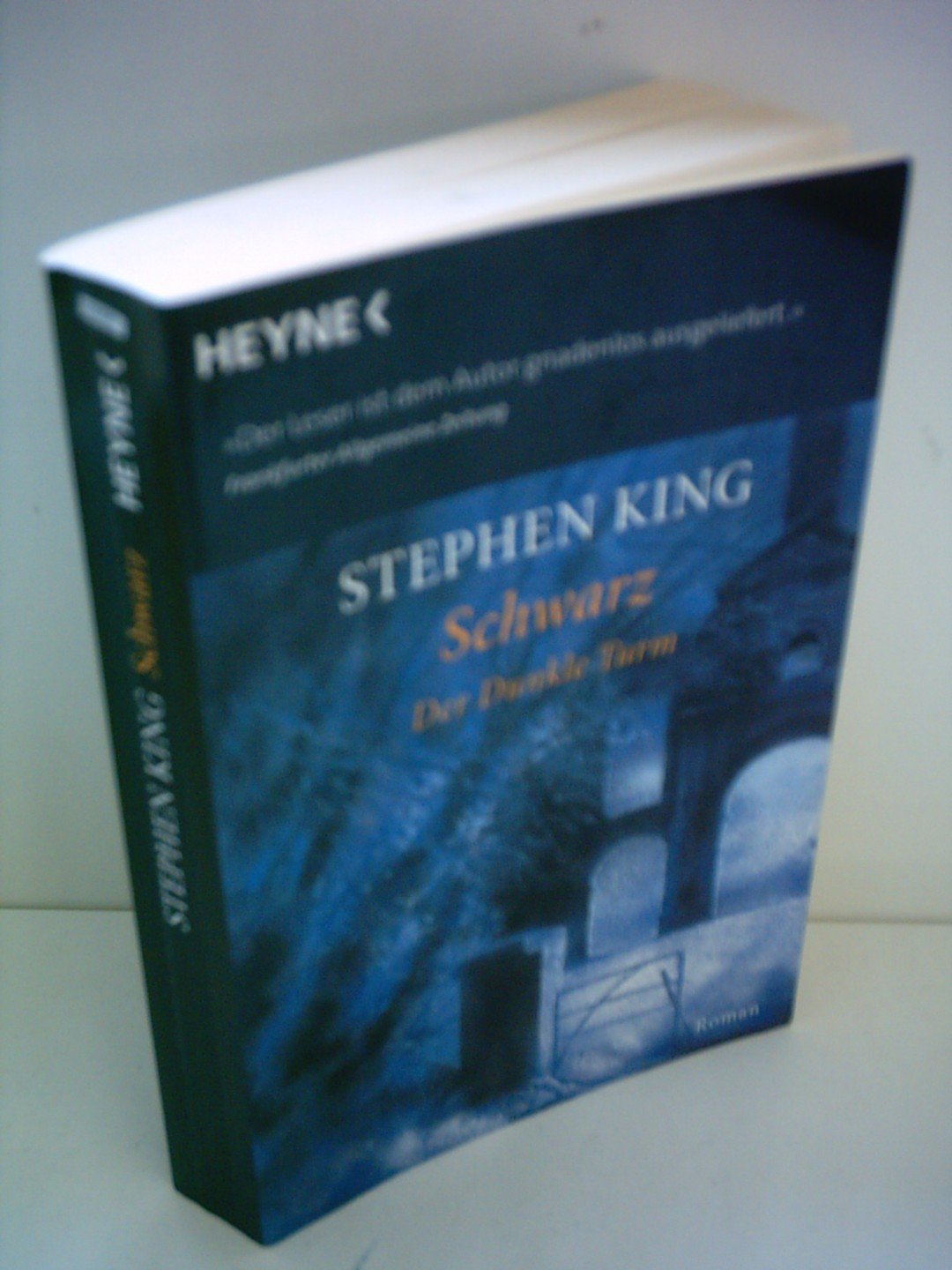 Schwarz Horror & Mystery