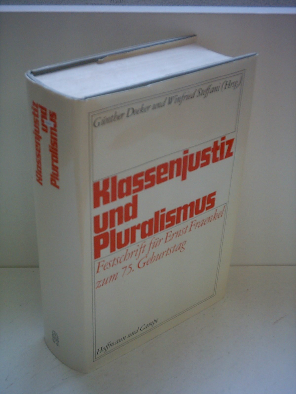 Klassenjustiz und Pluralismus Books