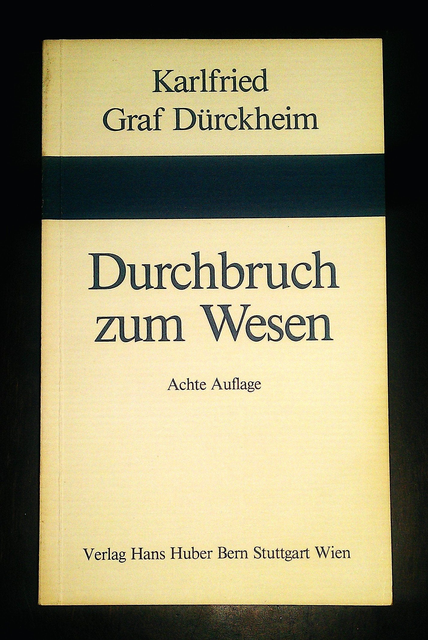 Durchbruch zum Wesen. Aufsätze und Vorträge Books
