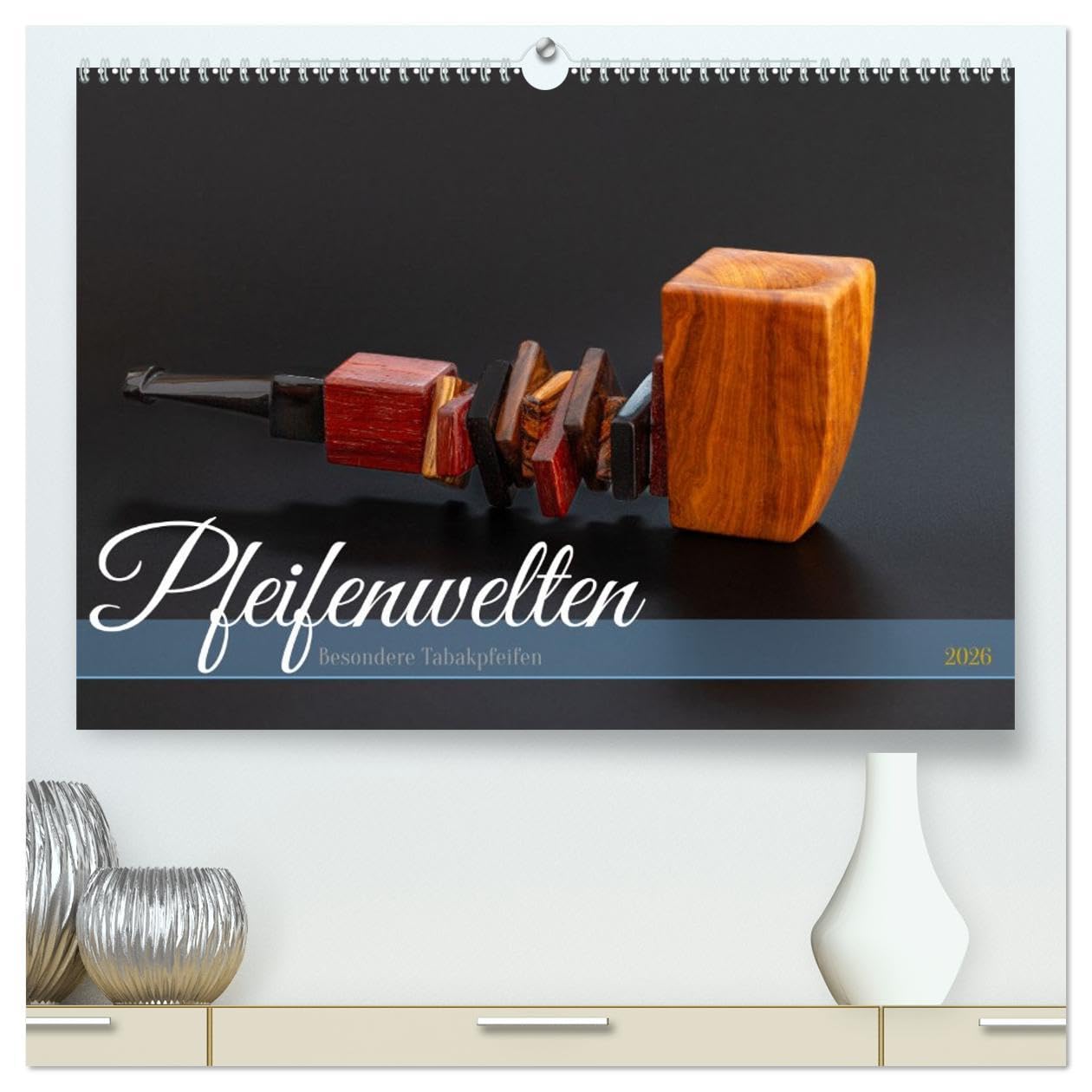 Pfeifenwelten (hochwertiger Premium Wandkalender 2026 DIN A2 quer), Kunstdruck in Hochglanz: Ein Jahr voller Pfeifenleidenschaft: Erleben Sie die Welt für Pfeifenliebhaber (CALVENDO Kunst) Film, Art & Culture