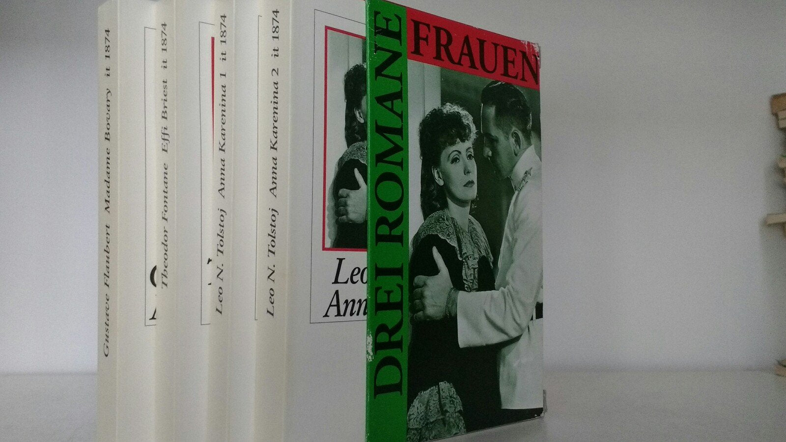 Frauenleben. Drei Romane, 4 Bände im Schuber: Drei Romane. Theodor Fontane, Effi Briest. Gustave Flaubert, Madame Bovary. Lew Tolstoj, Anna Karenina. 4 Bände (insel taschenbuch) Books