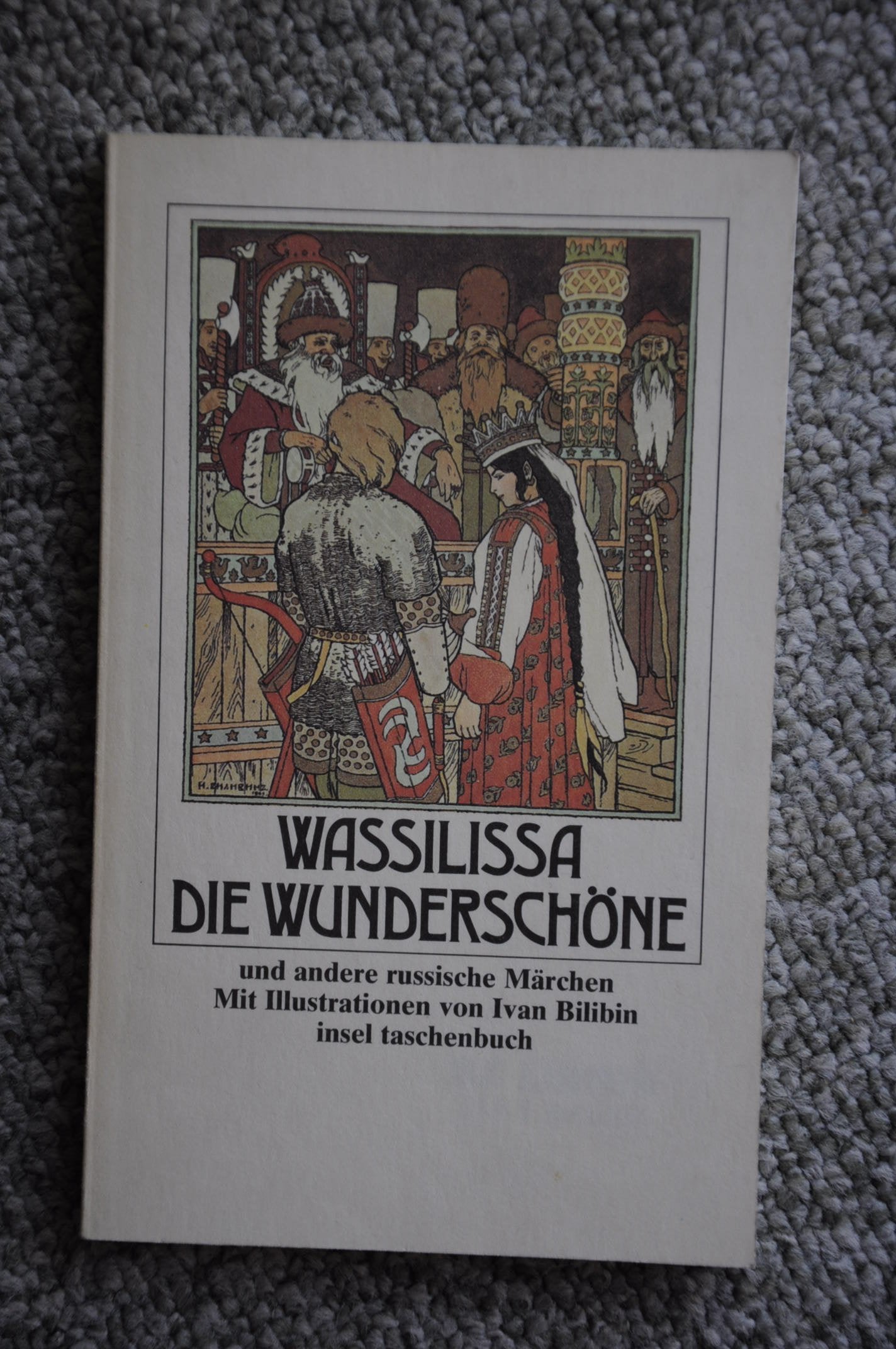 Wassilissa, die Wunderschöne und andere russische Märchen. Books