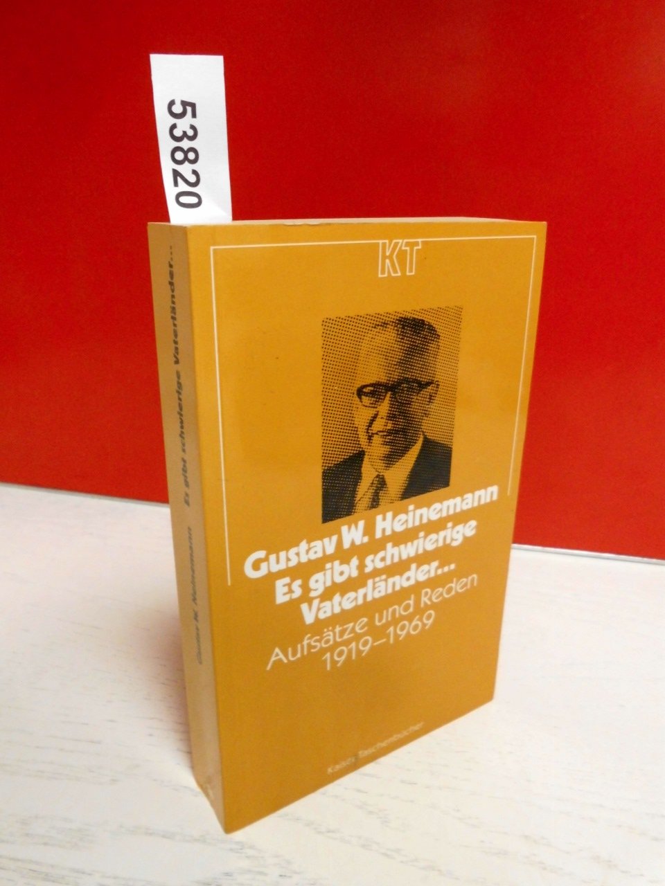 Es gibt schwierige Vaterländer ... Aufsätze und Reden 1919 - 1969. Professional & Reference Books
