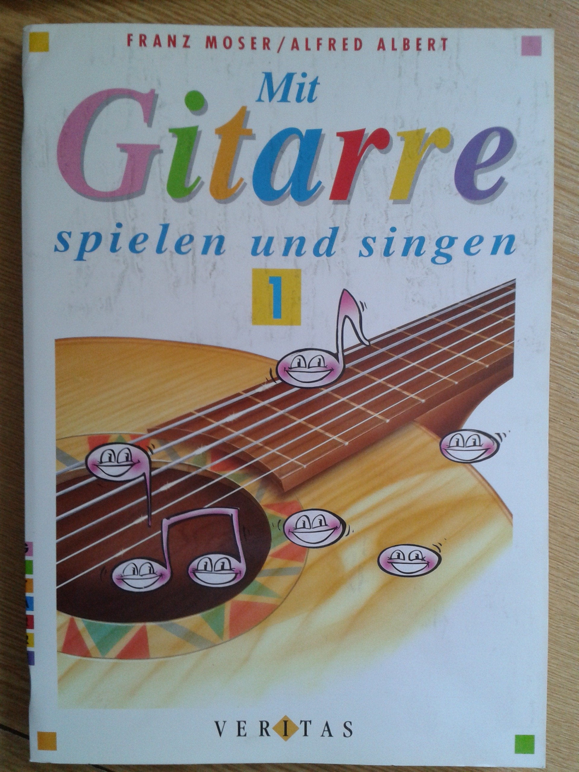 Mit Gitarre spielen und singen: Liederbuch Books