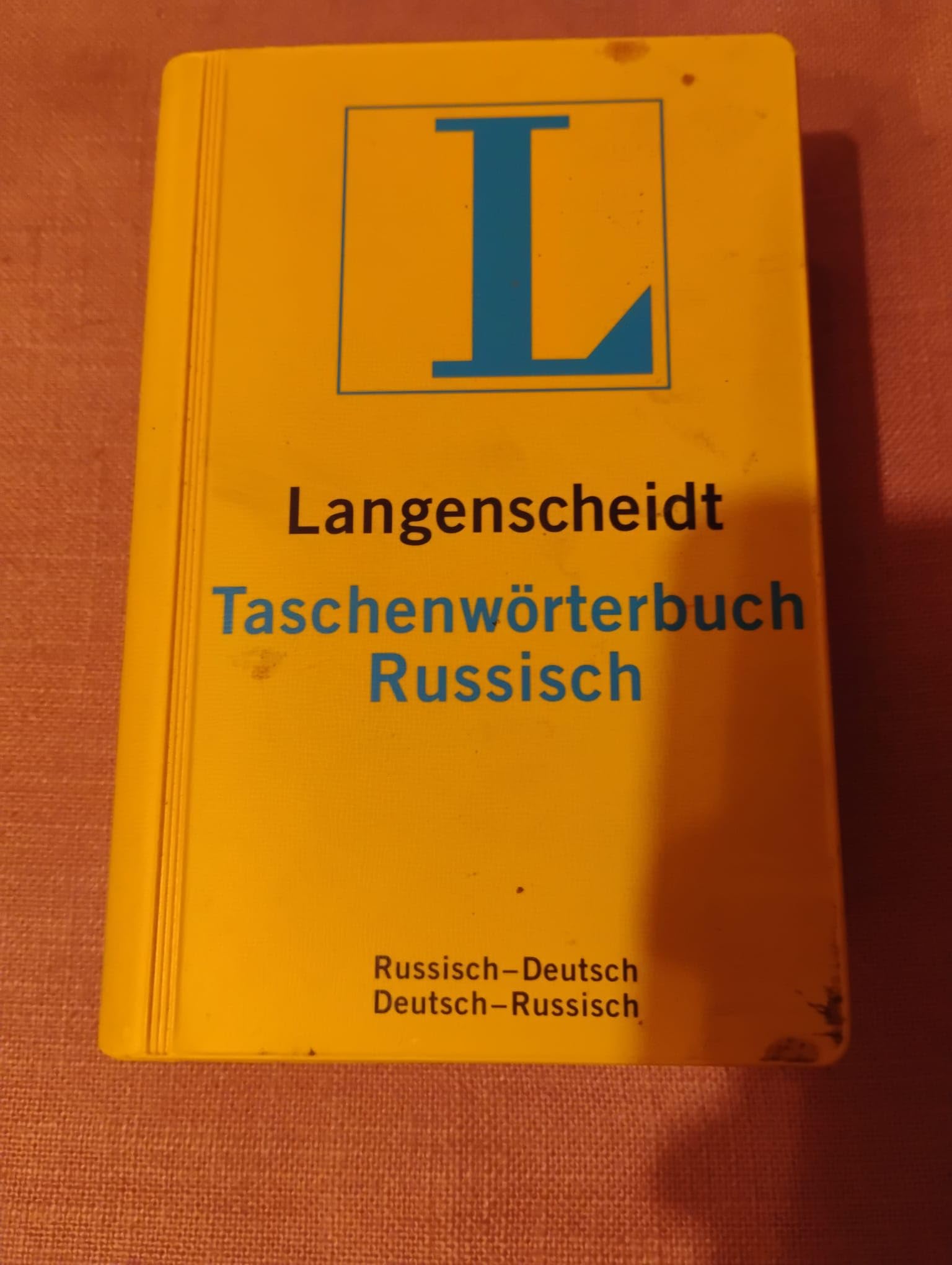 Langenscheidt Taschenwörterbuch Russisch General education