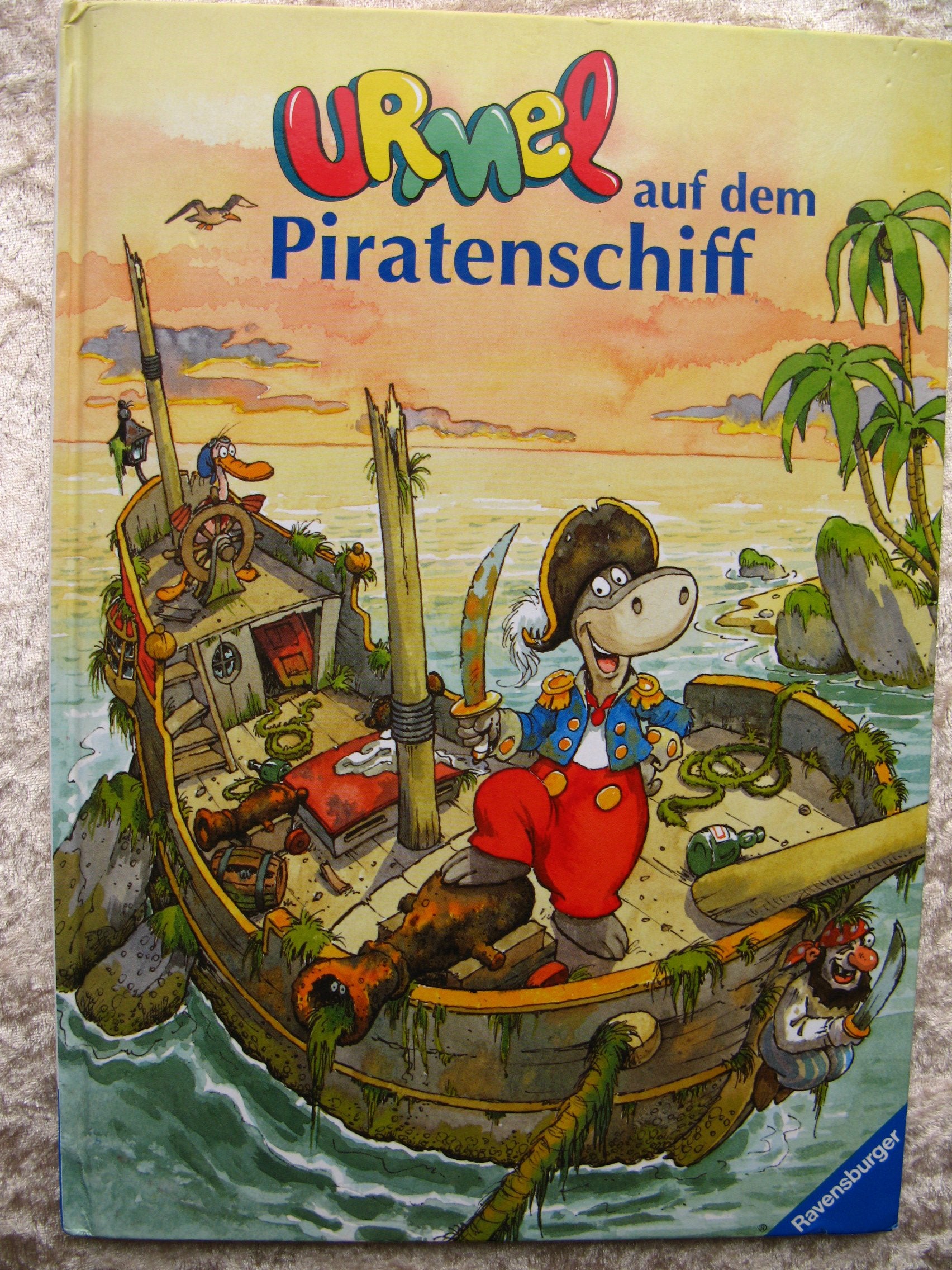Urmel, Urmel auf dem Piratenschiff Books
