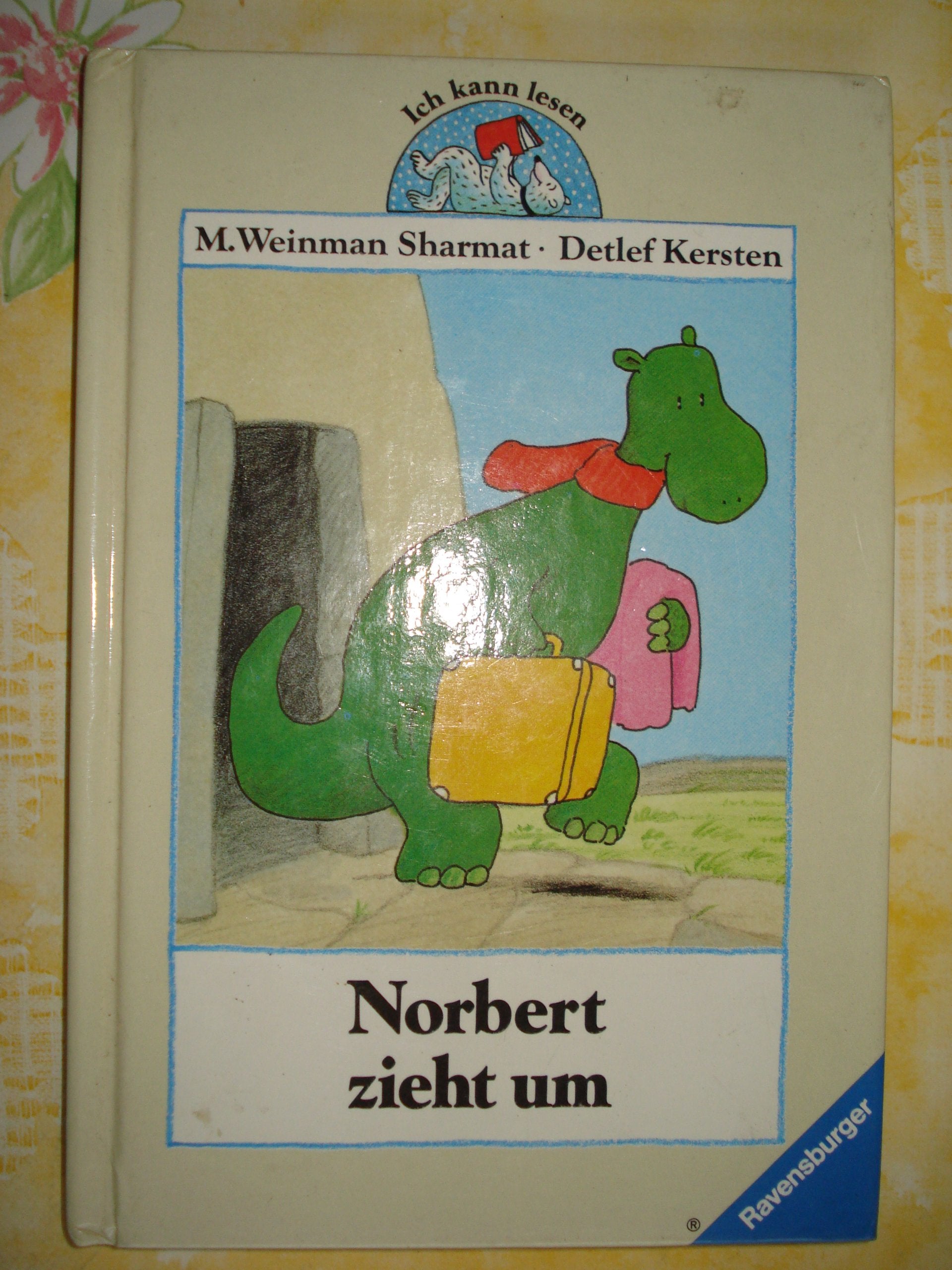 Norbert zieht um Books