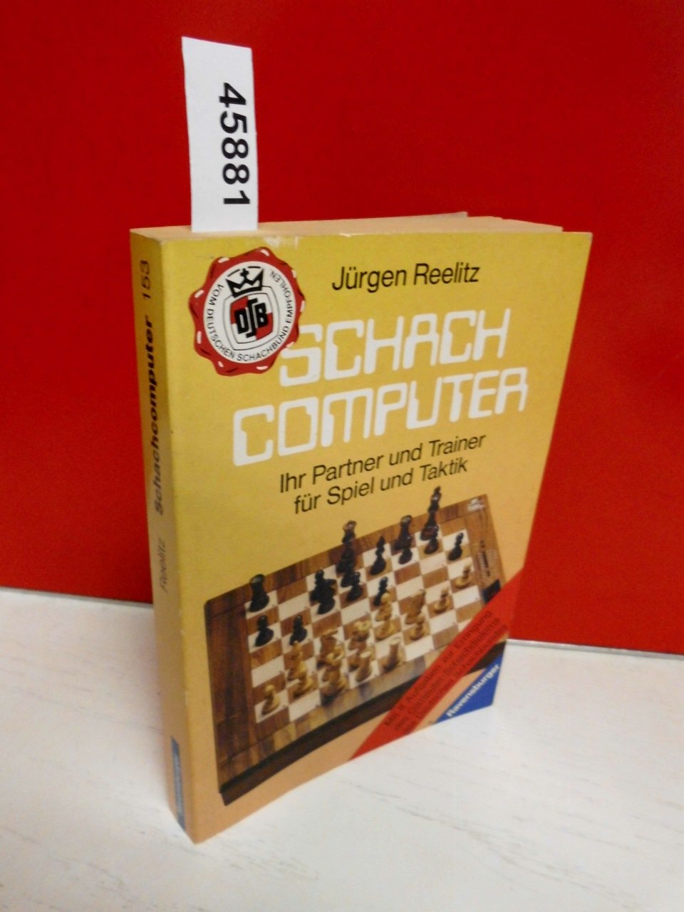 Schachcomputer. Ihr Partner und Trainer für Spiel und Taktik Computer Science
