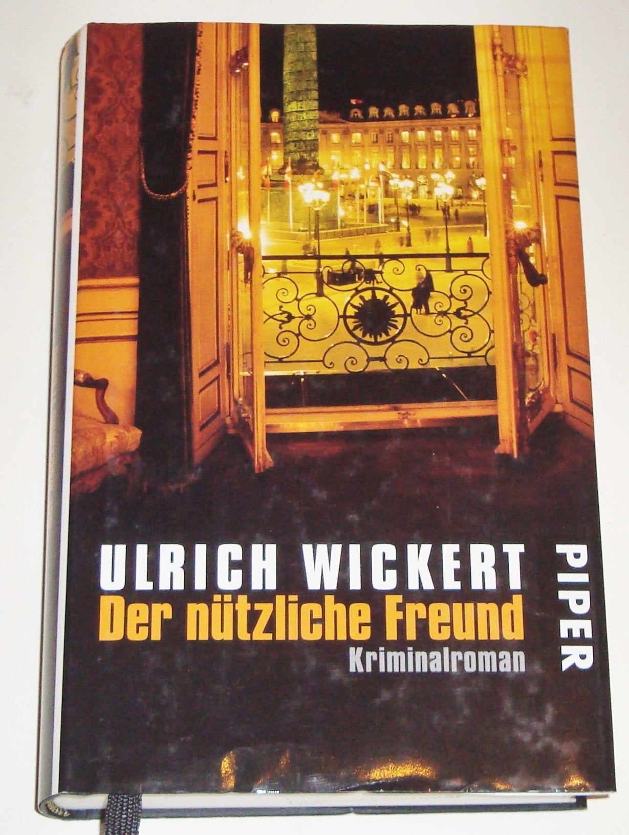 Der nützliche Freund: Kriminalroman (Jacques Ricou-Reihe, Band 3) Contemporary literature